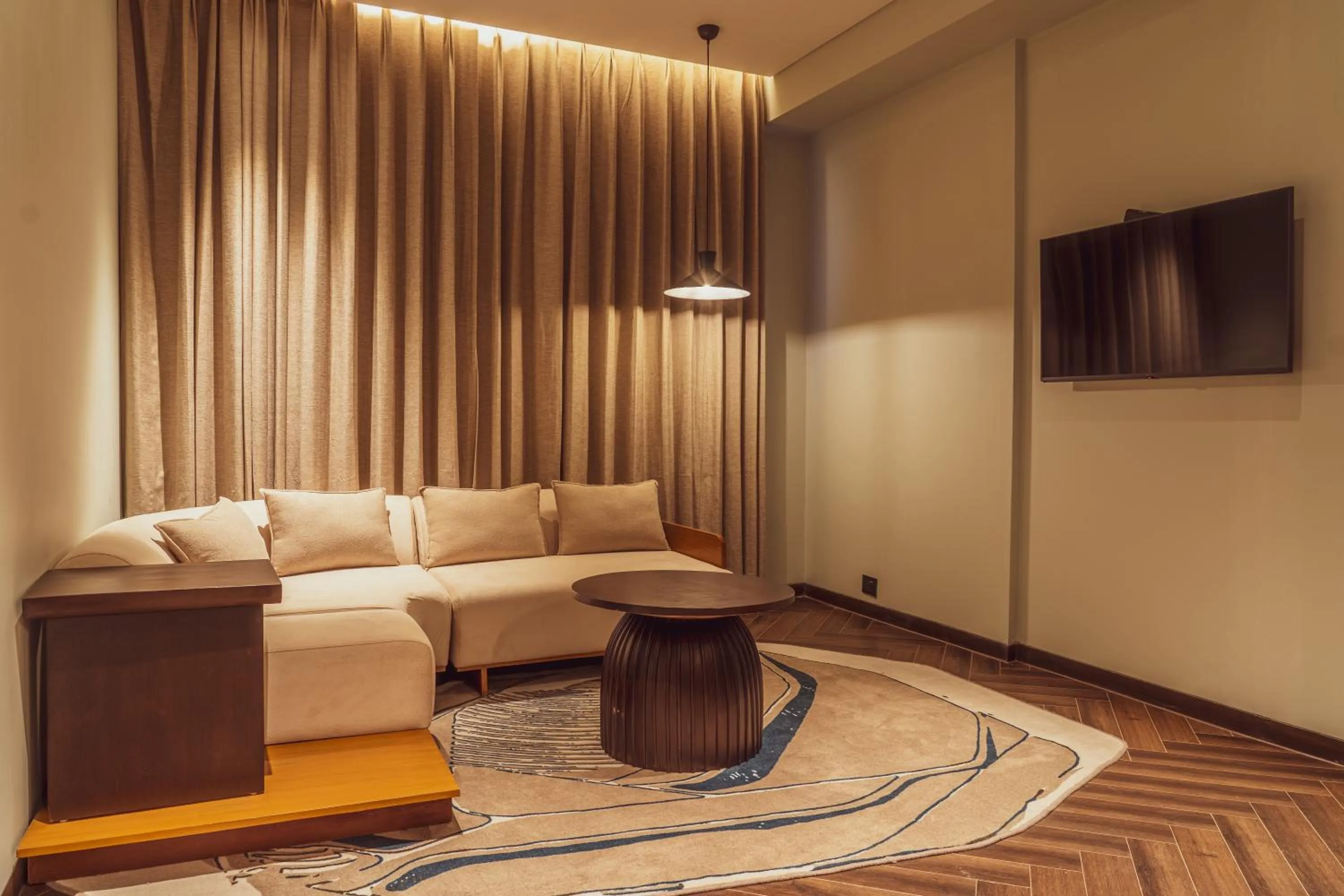 Ramada Encore By Wyndham Bhiwadi Phool Bagh Chowk