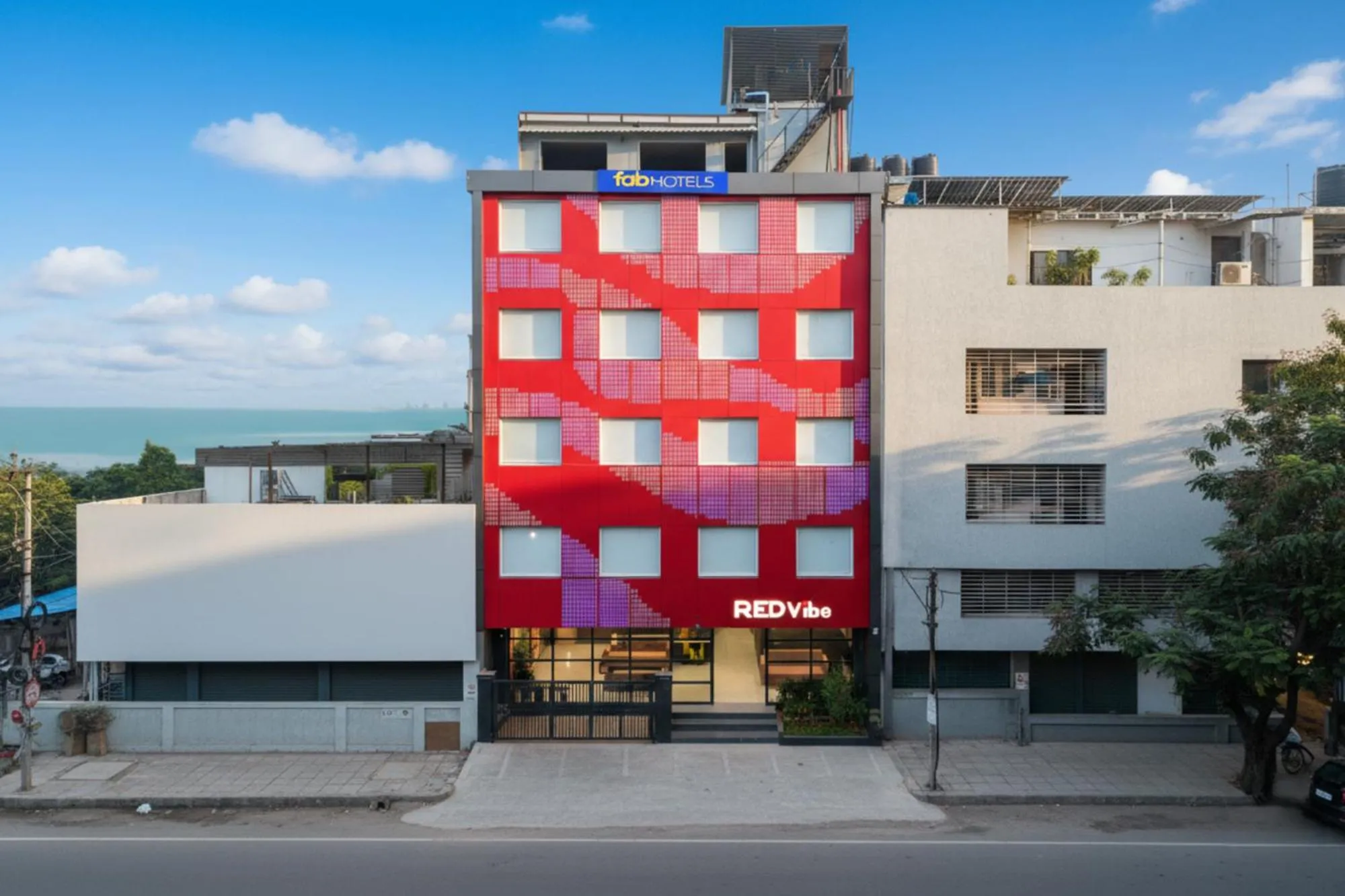 Property building in FabHotel Red Vibe - Kasturba Nagar