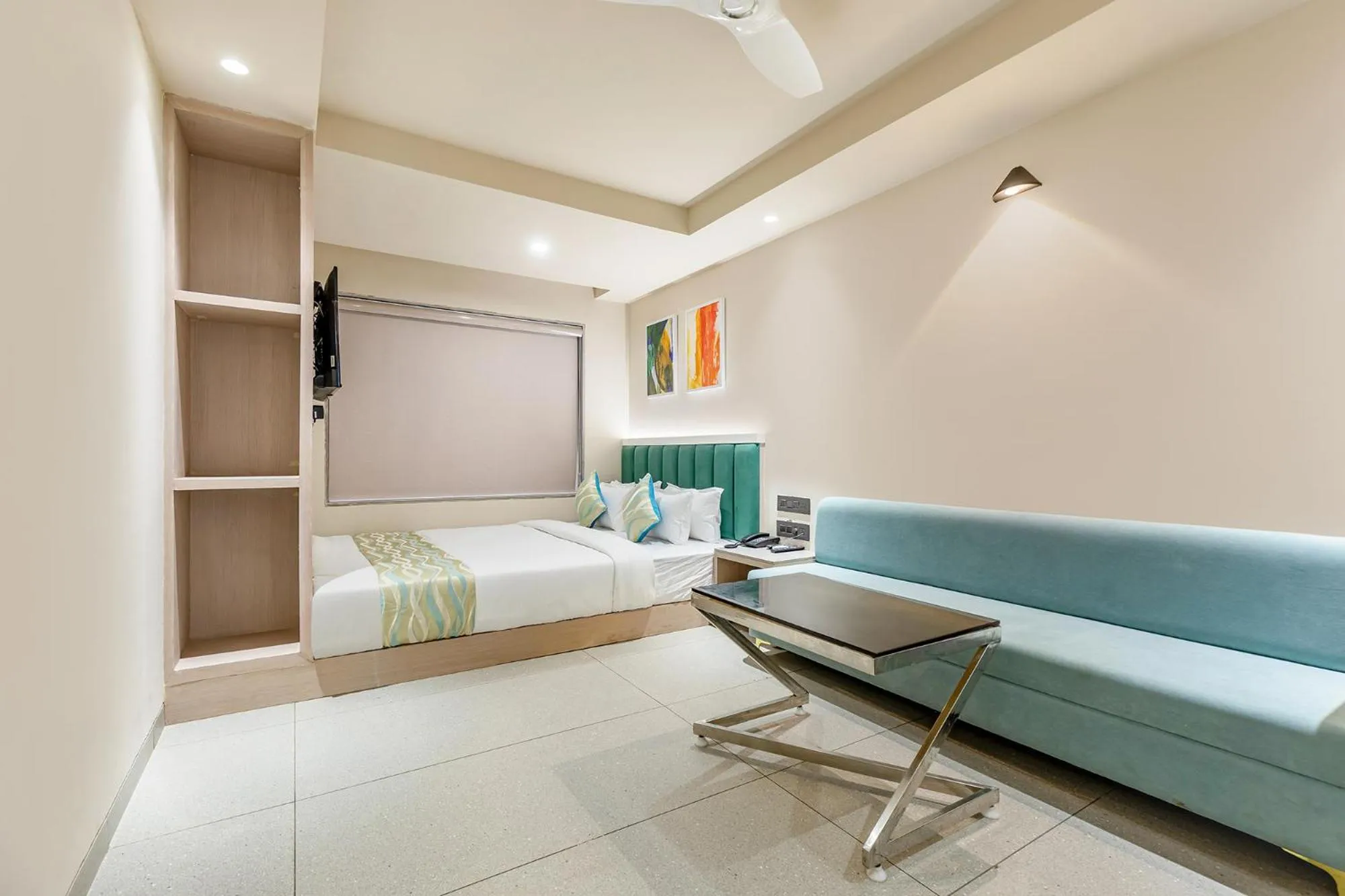 Bed in FabHotel Red Vibe - Kasturba Nagar