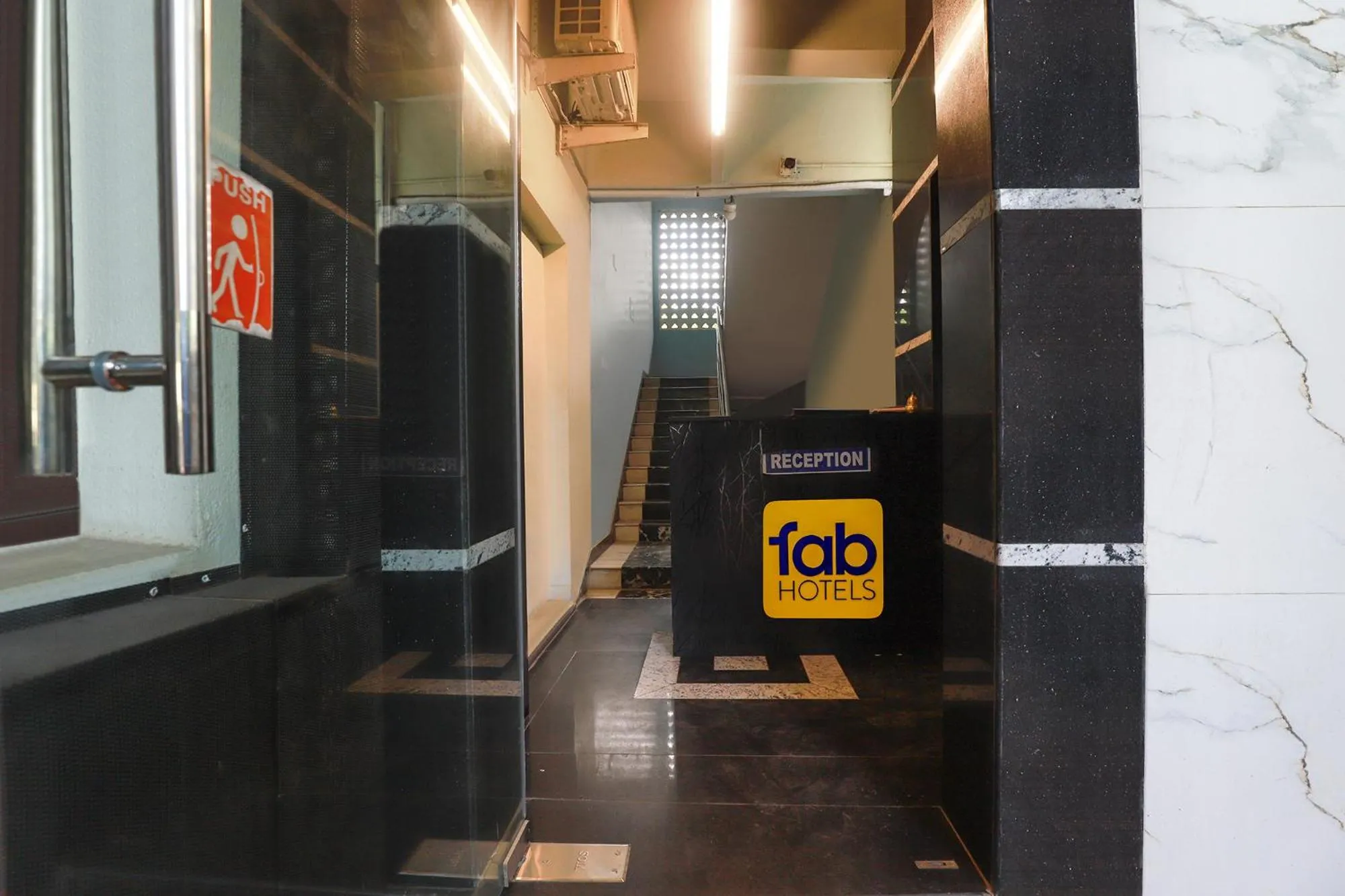 Lobby or reception in FabHotel GT Empire