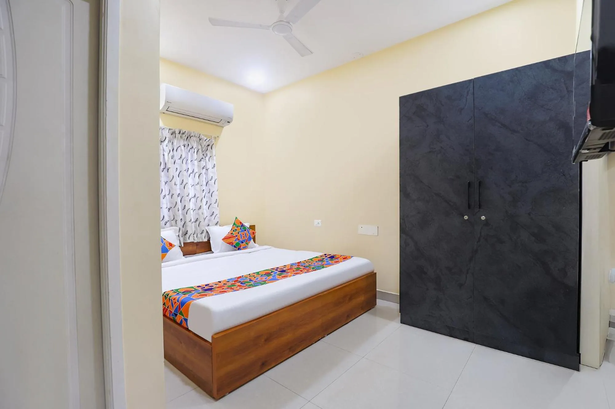 Bed in FabHotel GT Empire