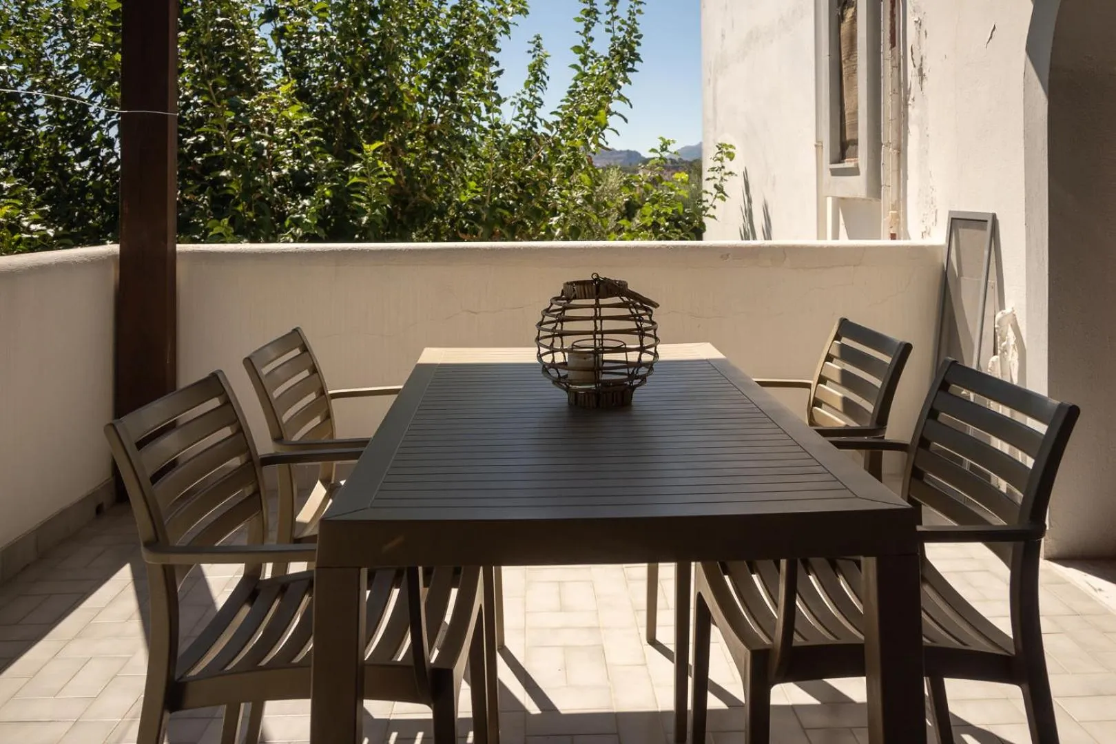 Day in Triantafillas Suites