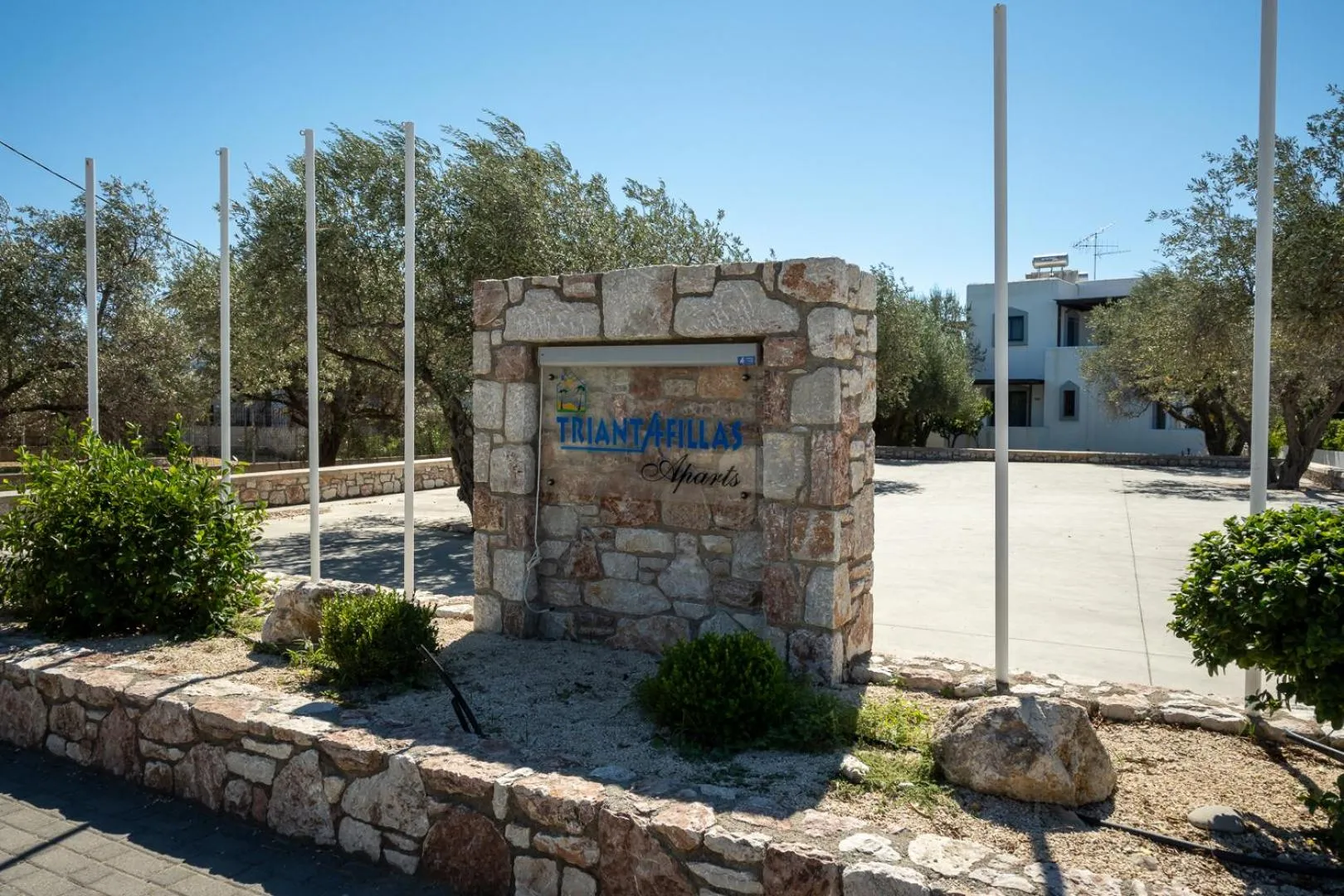 Property building in Triantafillas Suites