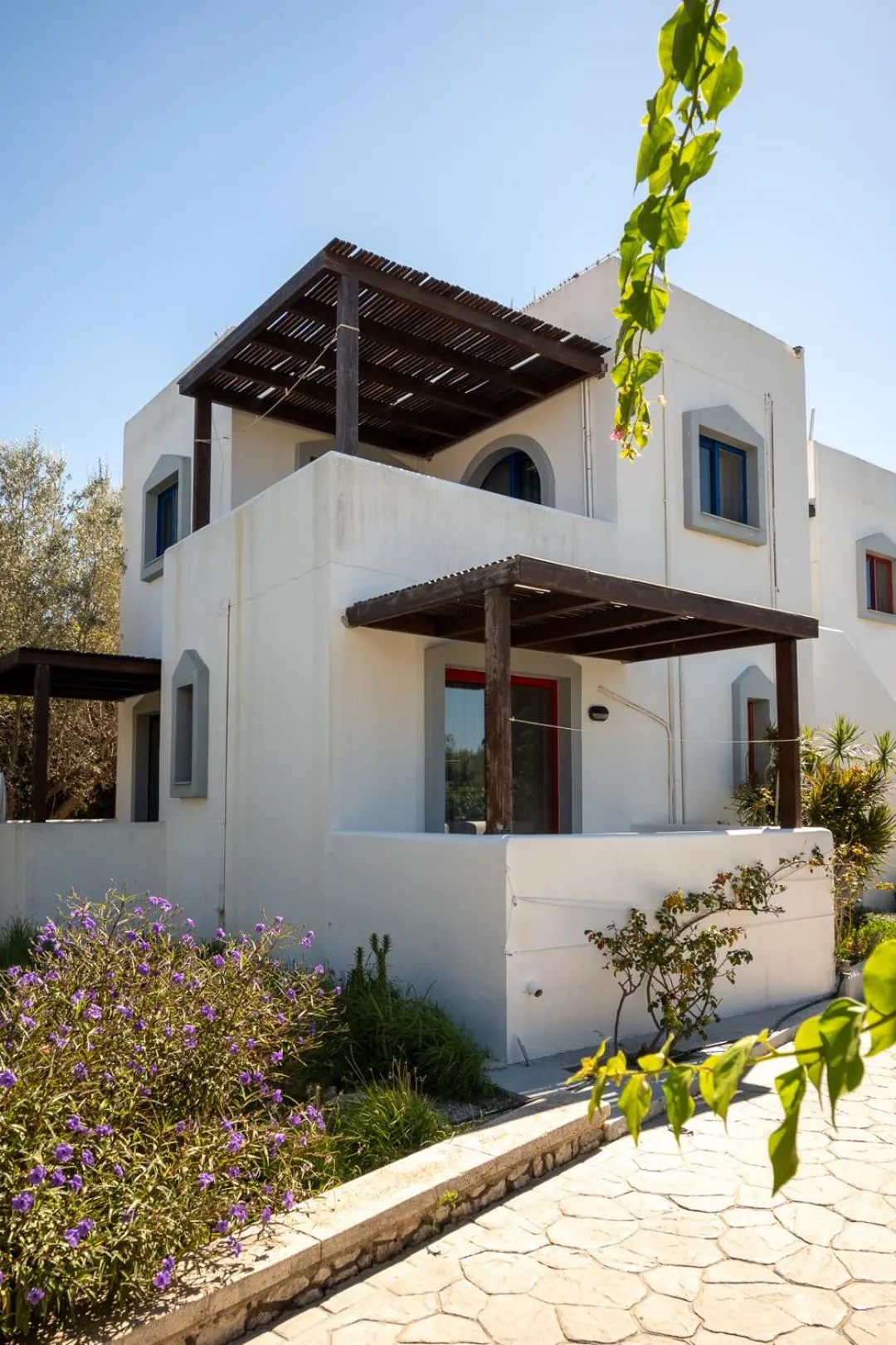 Property building in Triantafillas Suites