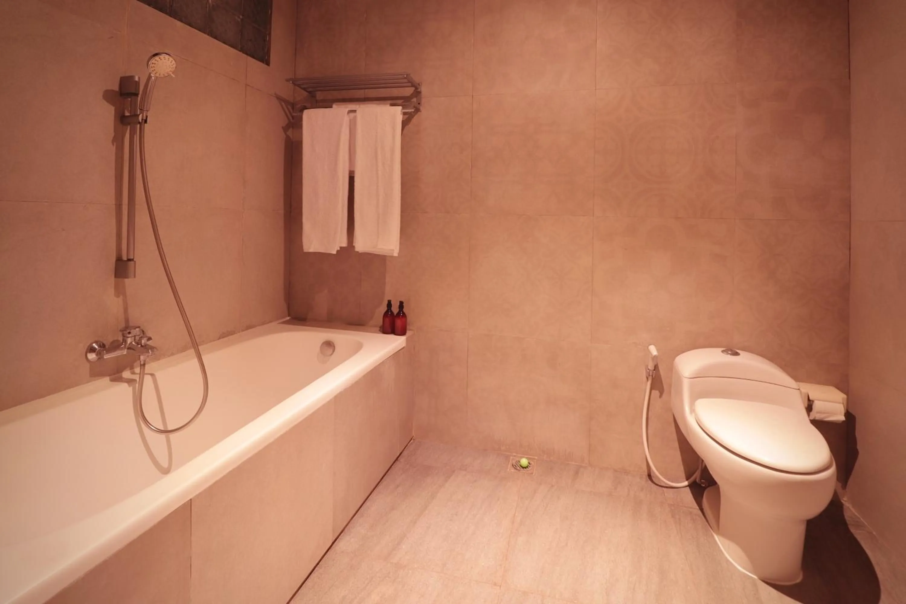 Bath in Amaya Residence Jimbaran