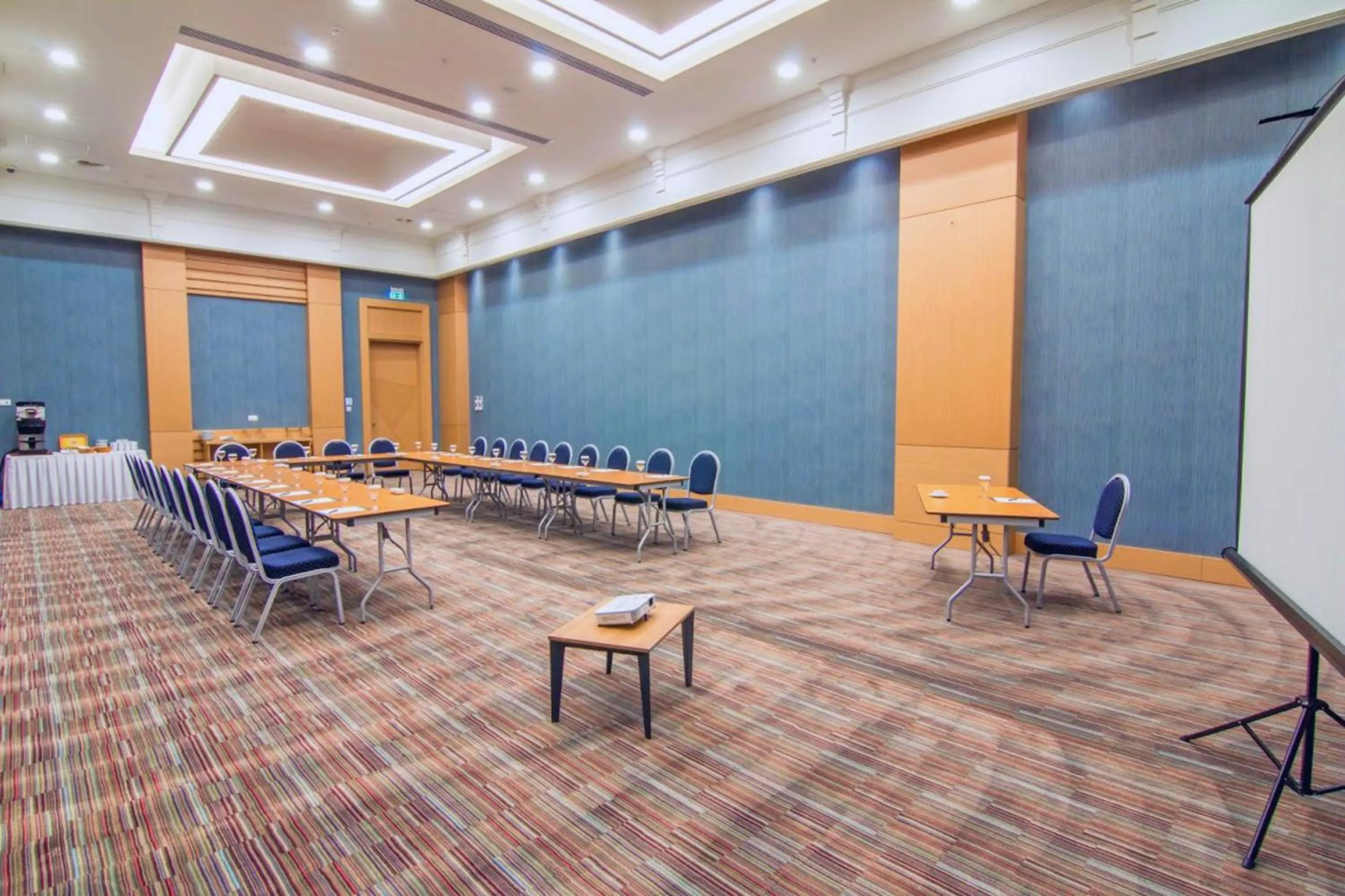 Business facilities in The Green Park Ankara