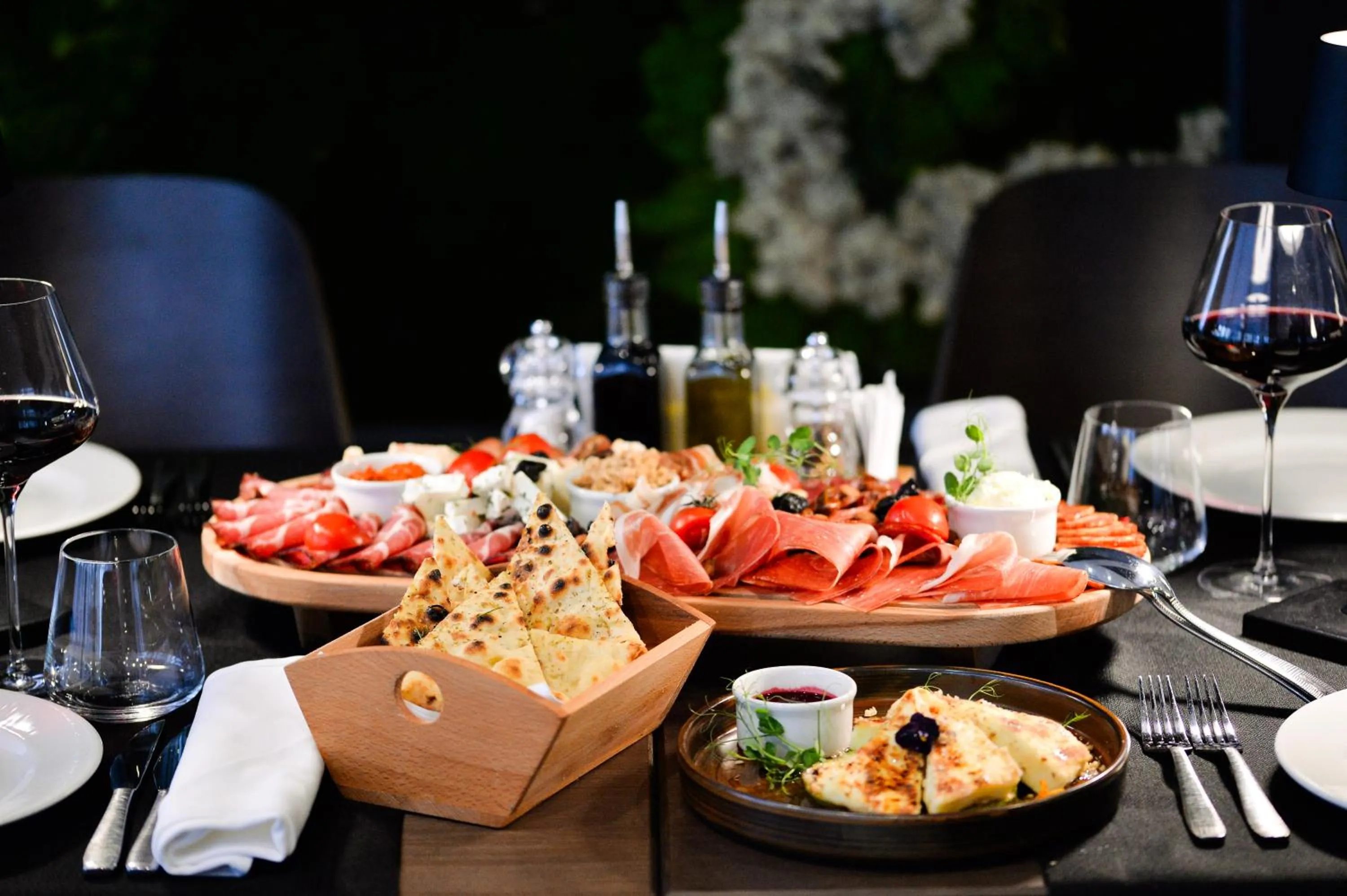 Restaurant/places to eat in Vila Borova Wellness&SPA Resort