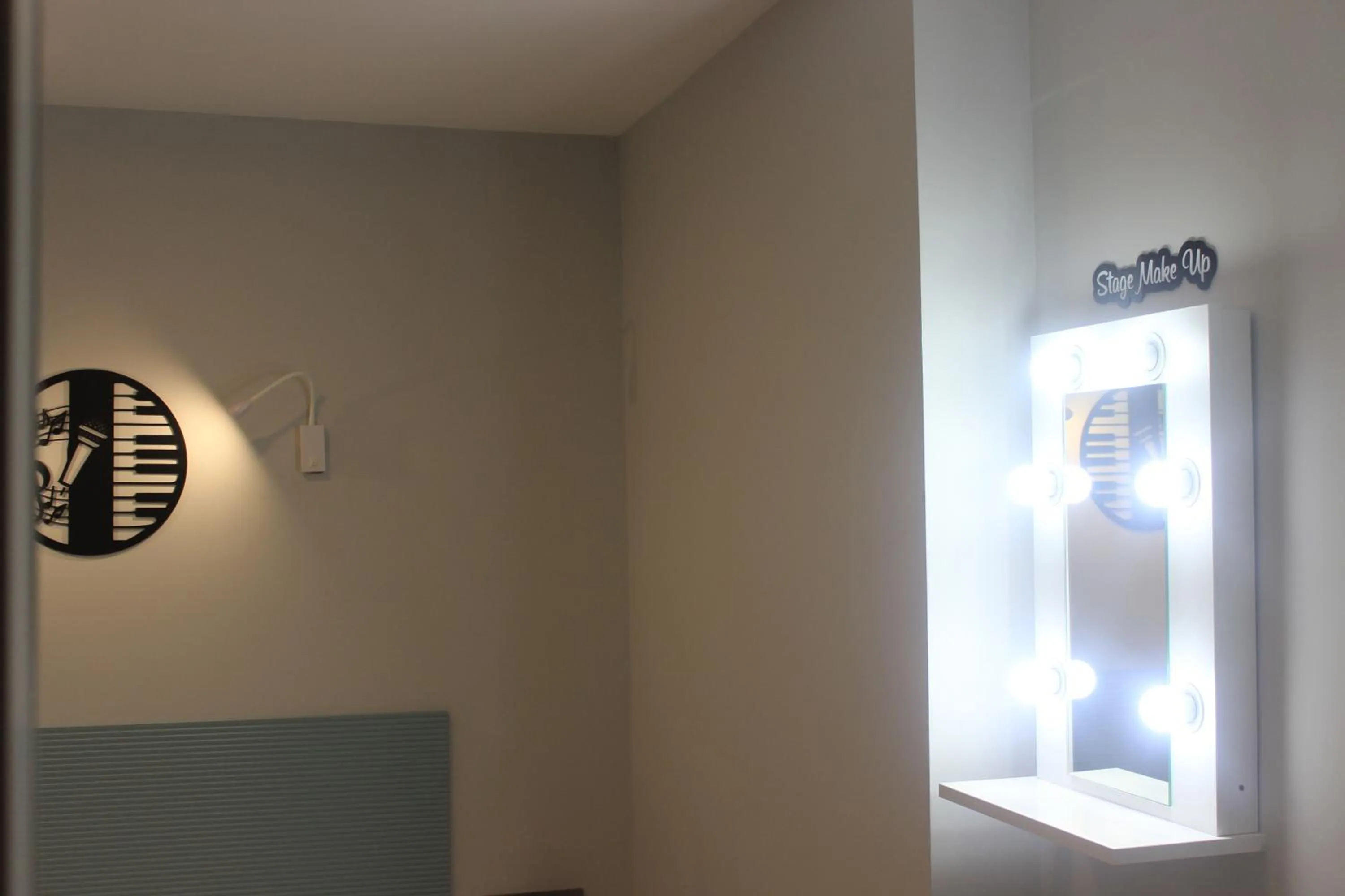 Decorative detail in Retro Star Suites