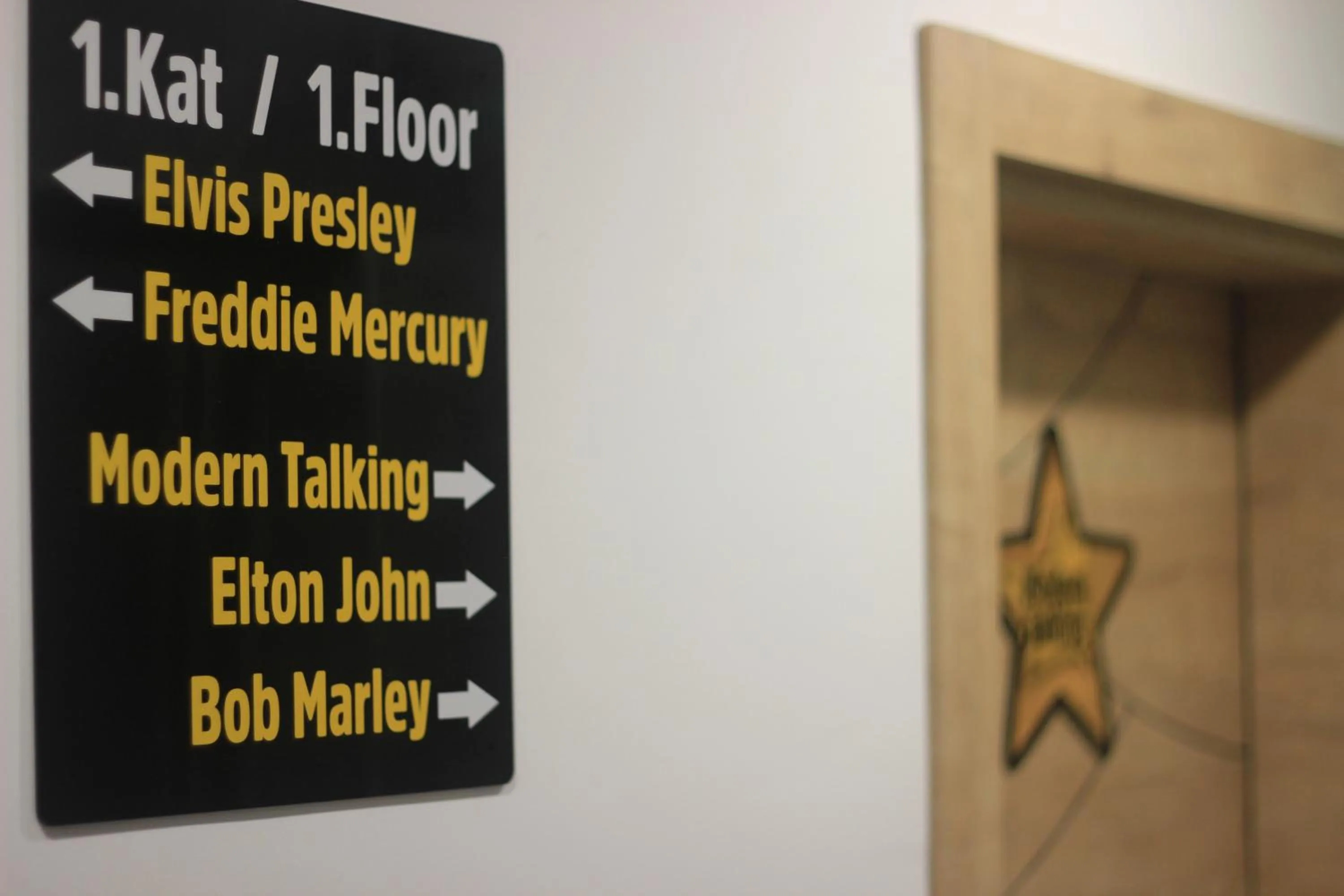 Decorative detail in Retro Star Suites