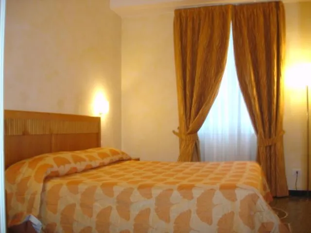 Bed in Villa Imperiale Hotel