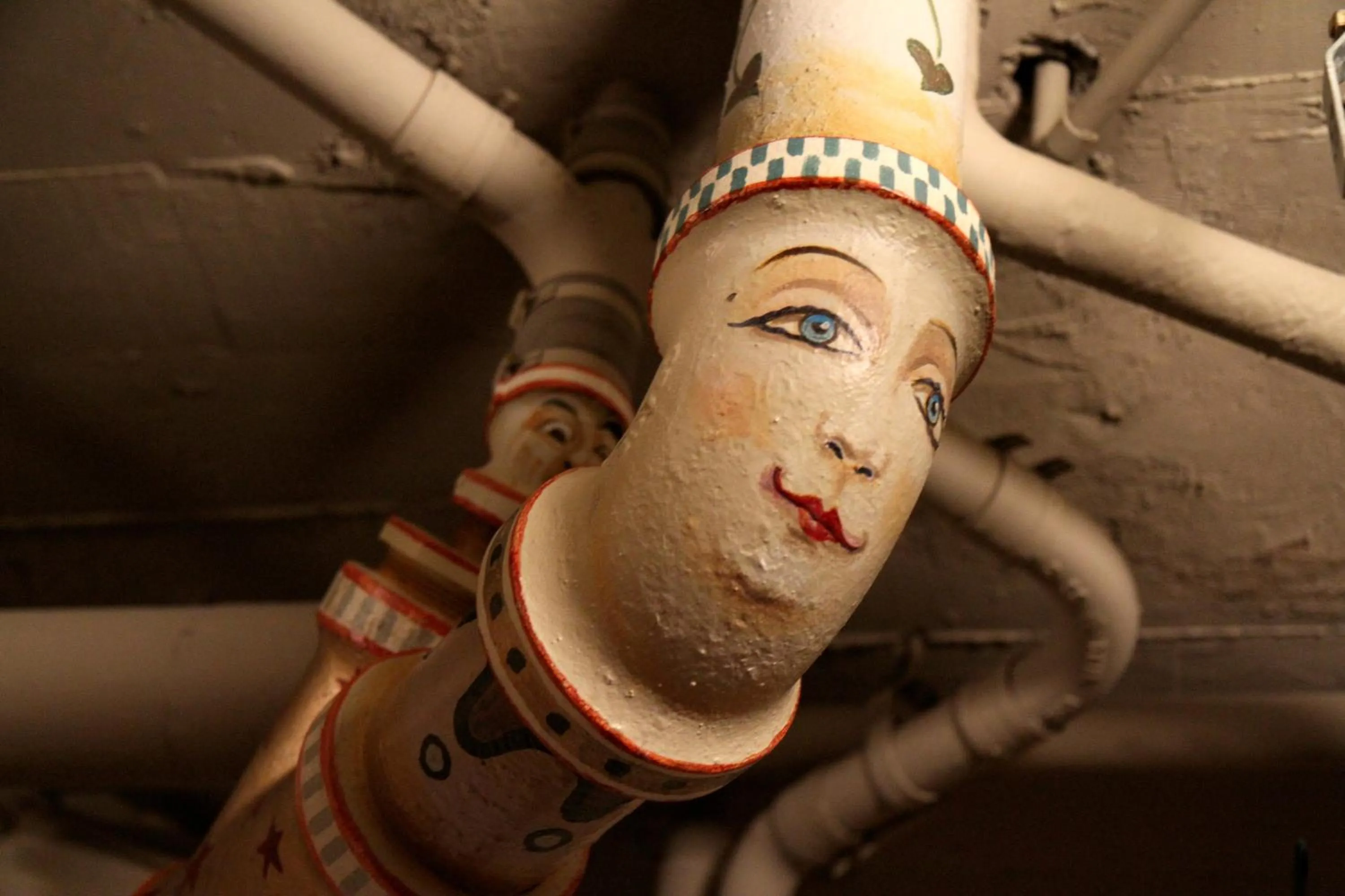 Decorative detail in McMenamins Grand Lodge