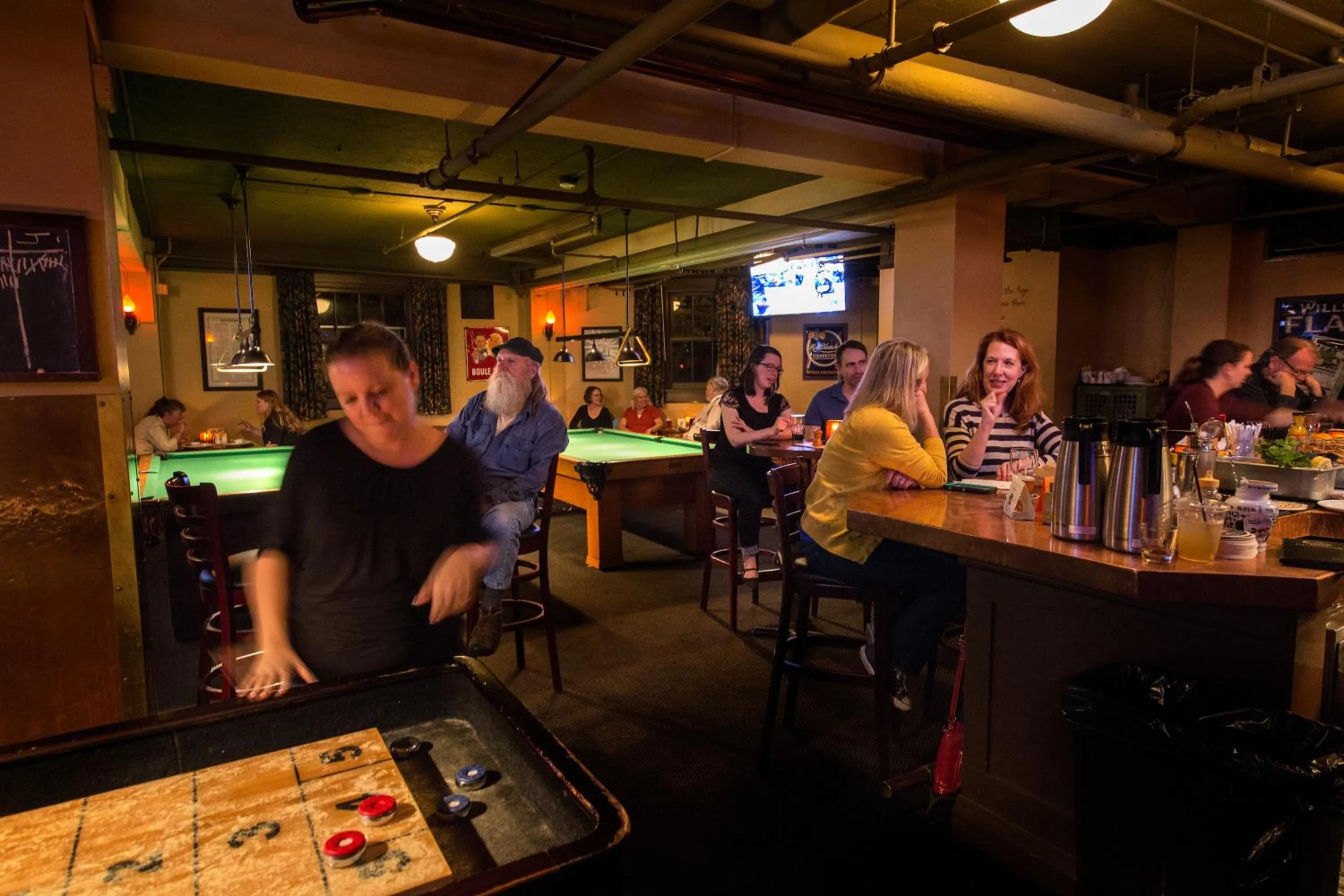 Billiard in McMenamins Grand Lodge