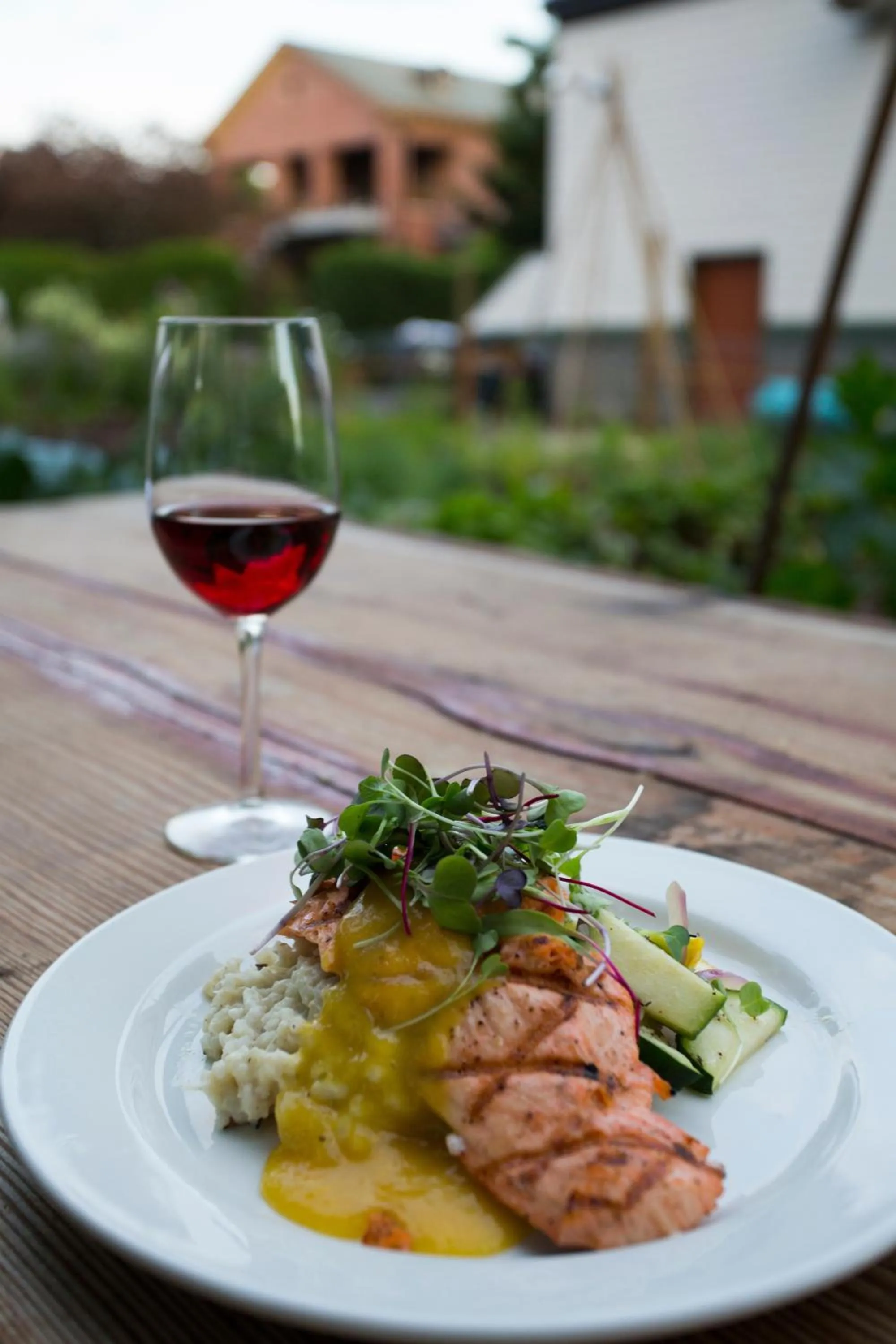 Food and drinks in McMenamins Grand Lodge