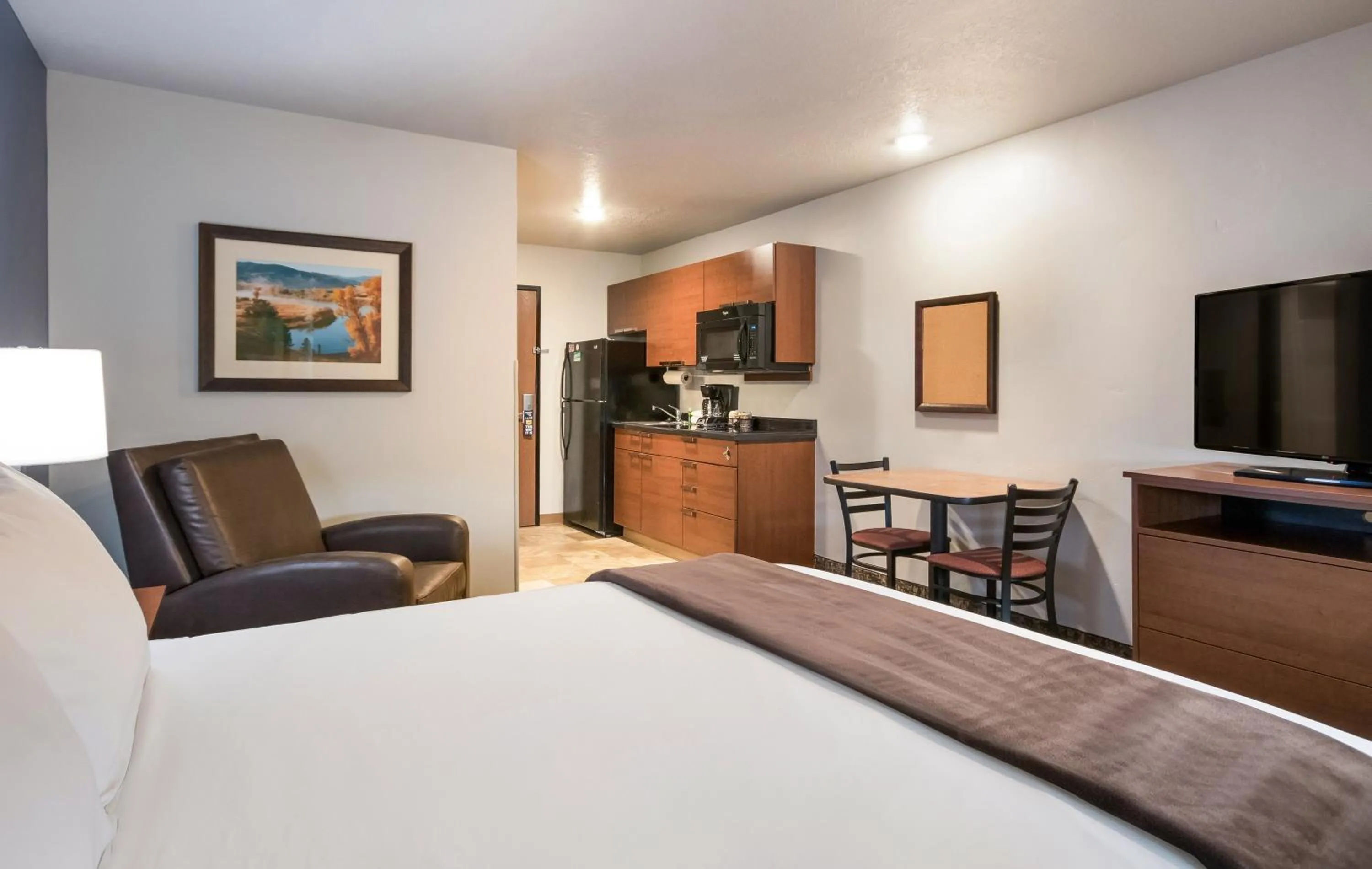 Bed in My Place Hotel-Bozeman, MT