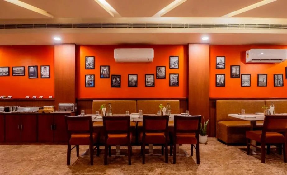 Dining area in HHW Hotel- Agra