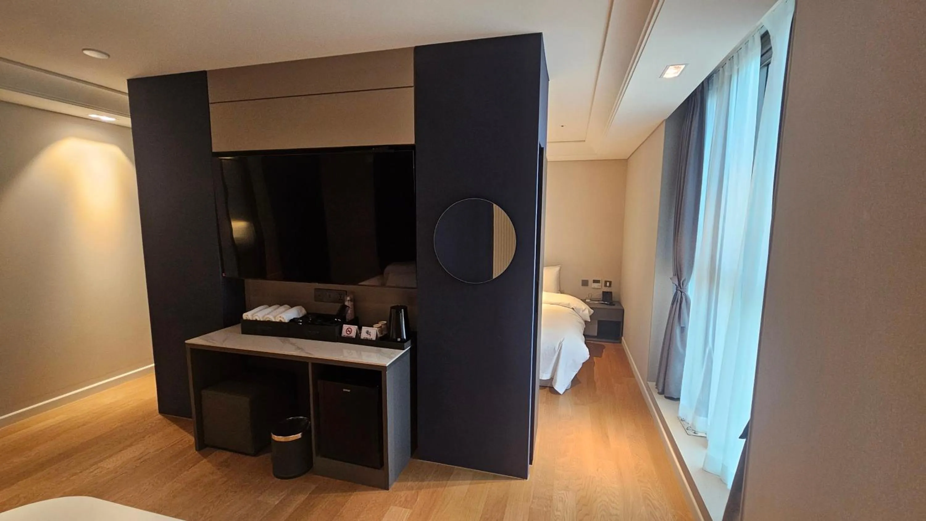 Bedroom in The Gleam Hotel