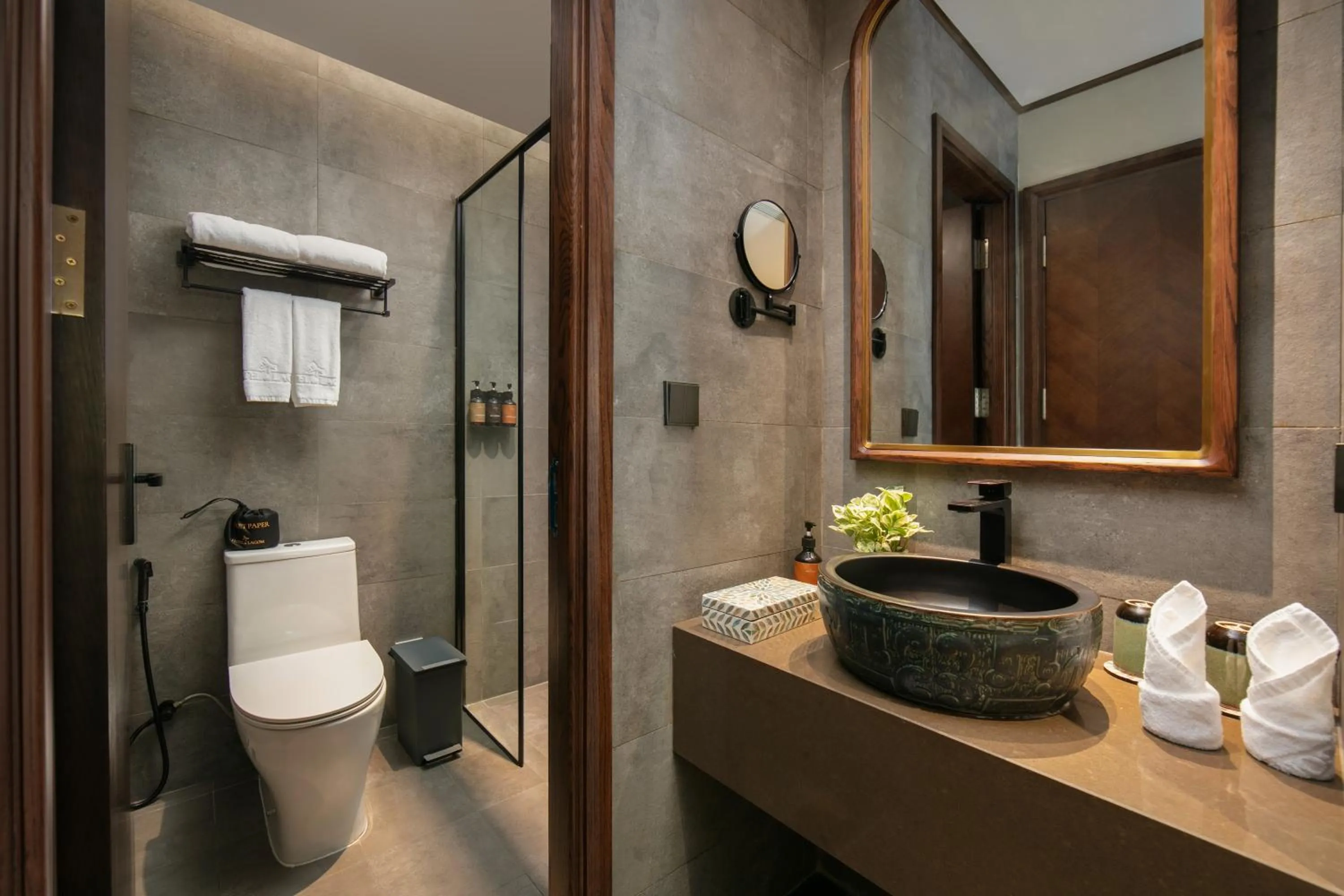 Shower in HOTEL de LAGOM