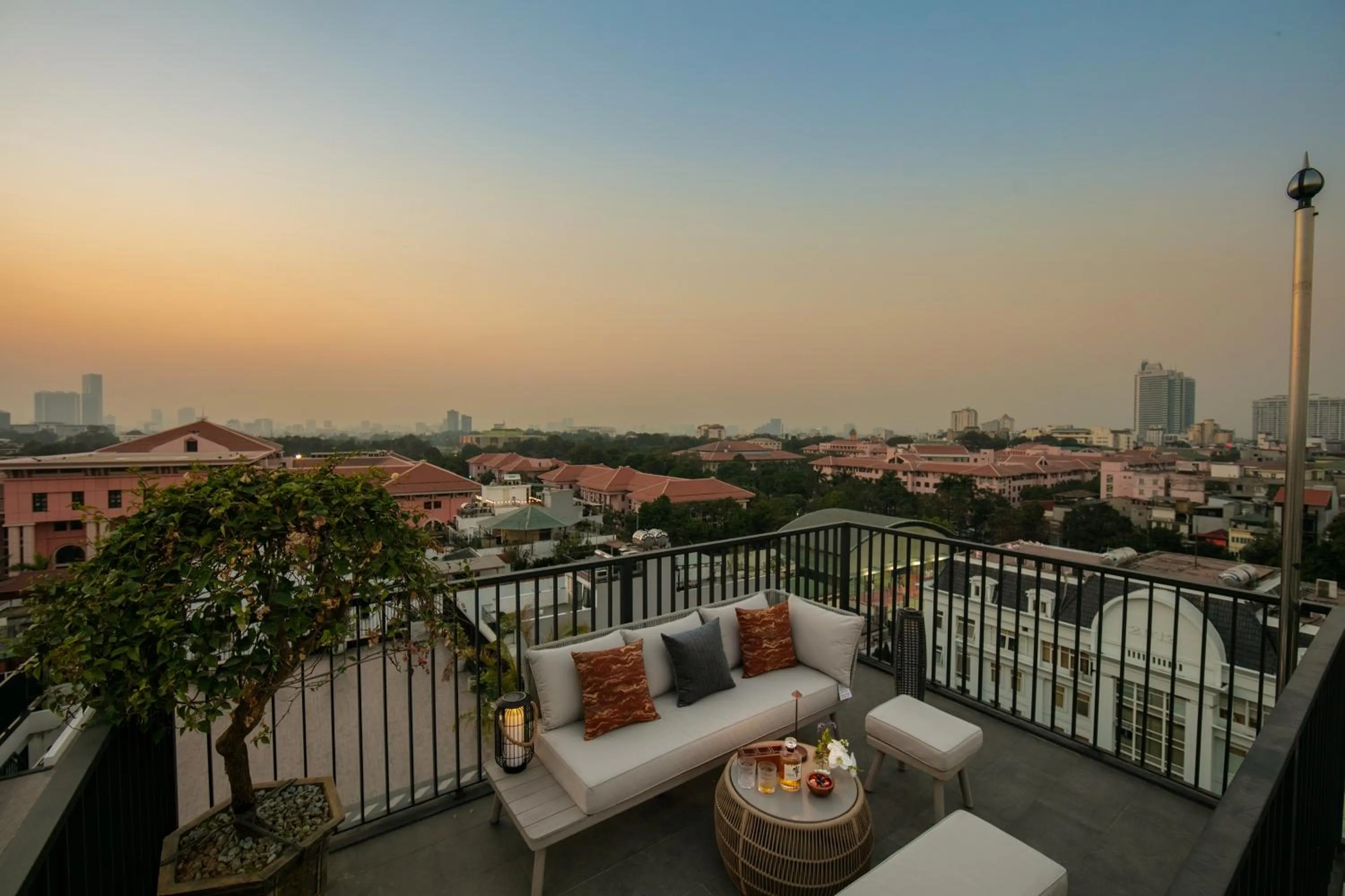 Lounge or bar in HOTEL de LAGOM