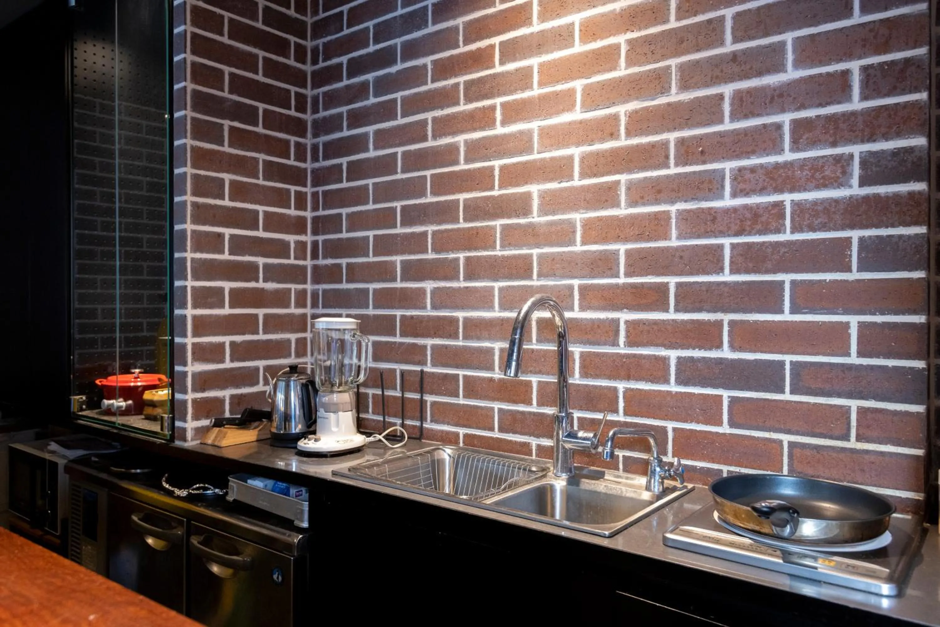 Kitchen or kitchenette in Cafe & Guest House Nagonoya