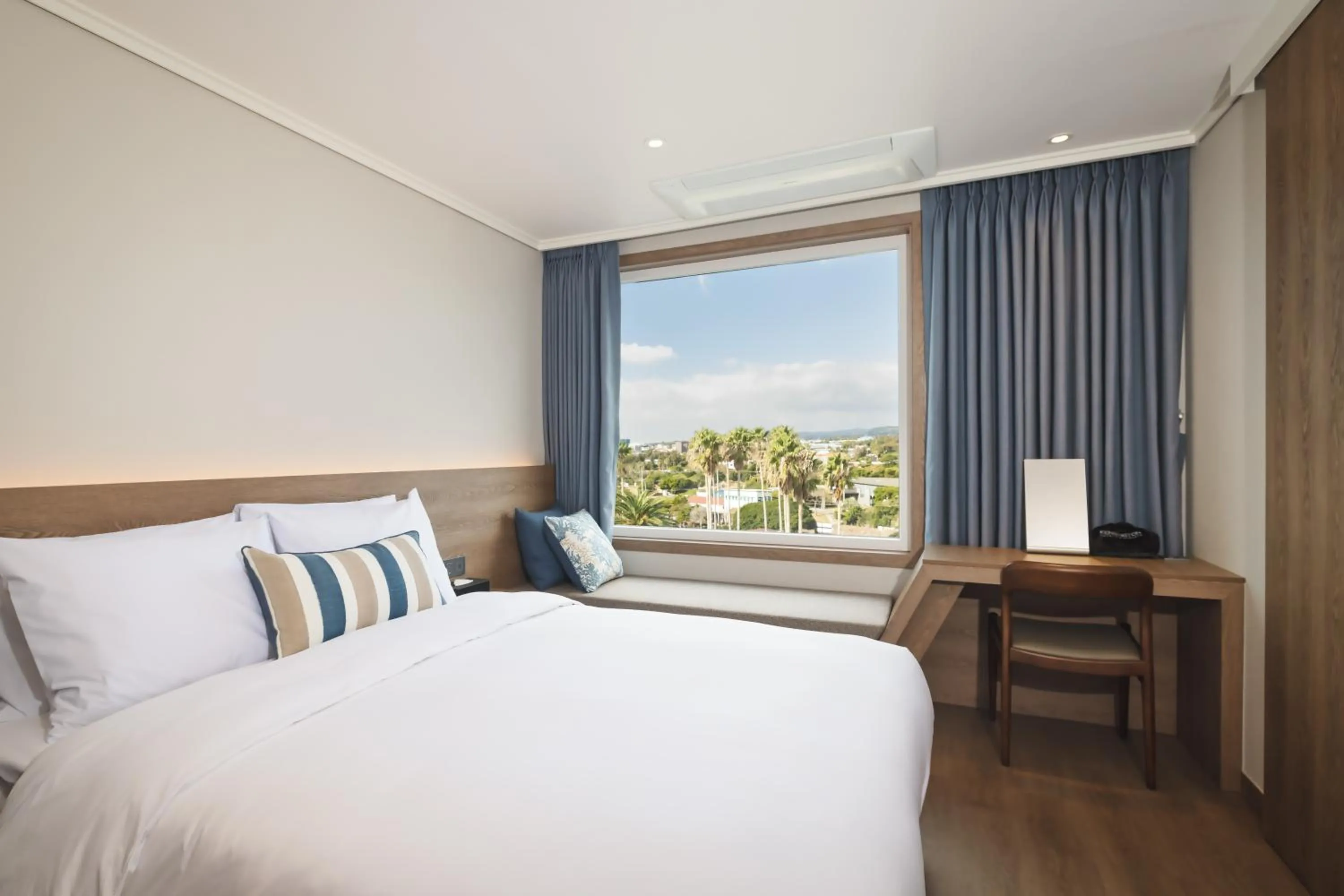 Decorative detail, Bed in Kensington Resort Seogwipo