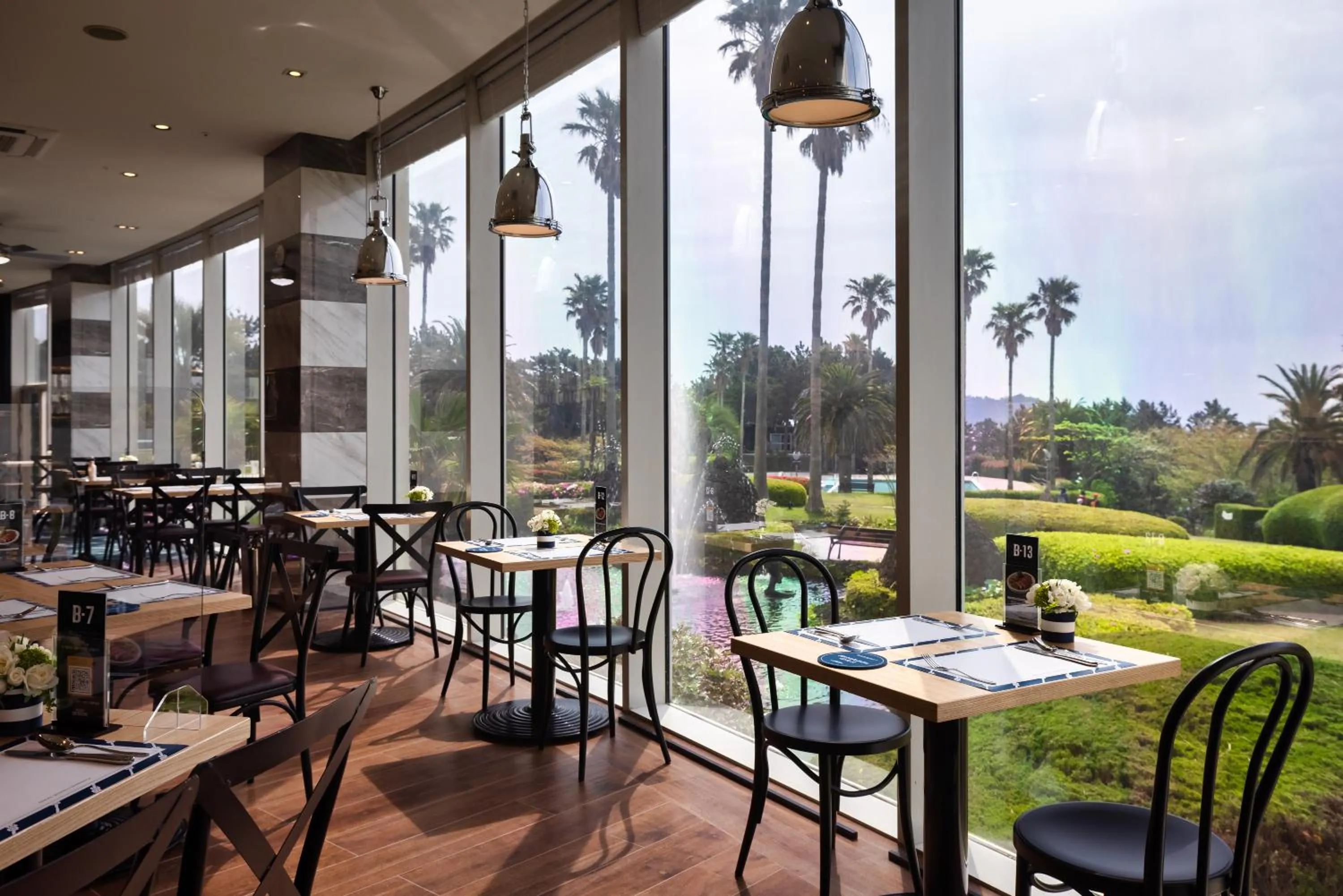 Restaurant/places to eat in Kensington Resort Seogwipo