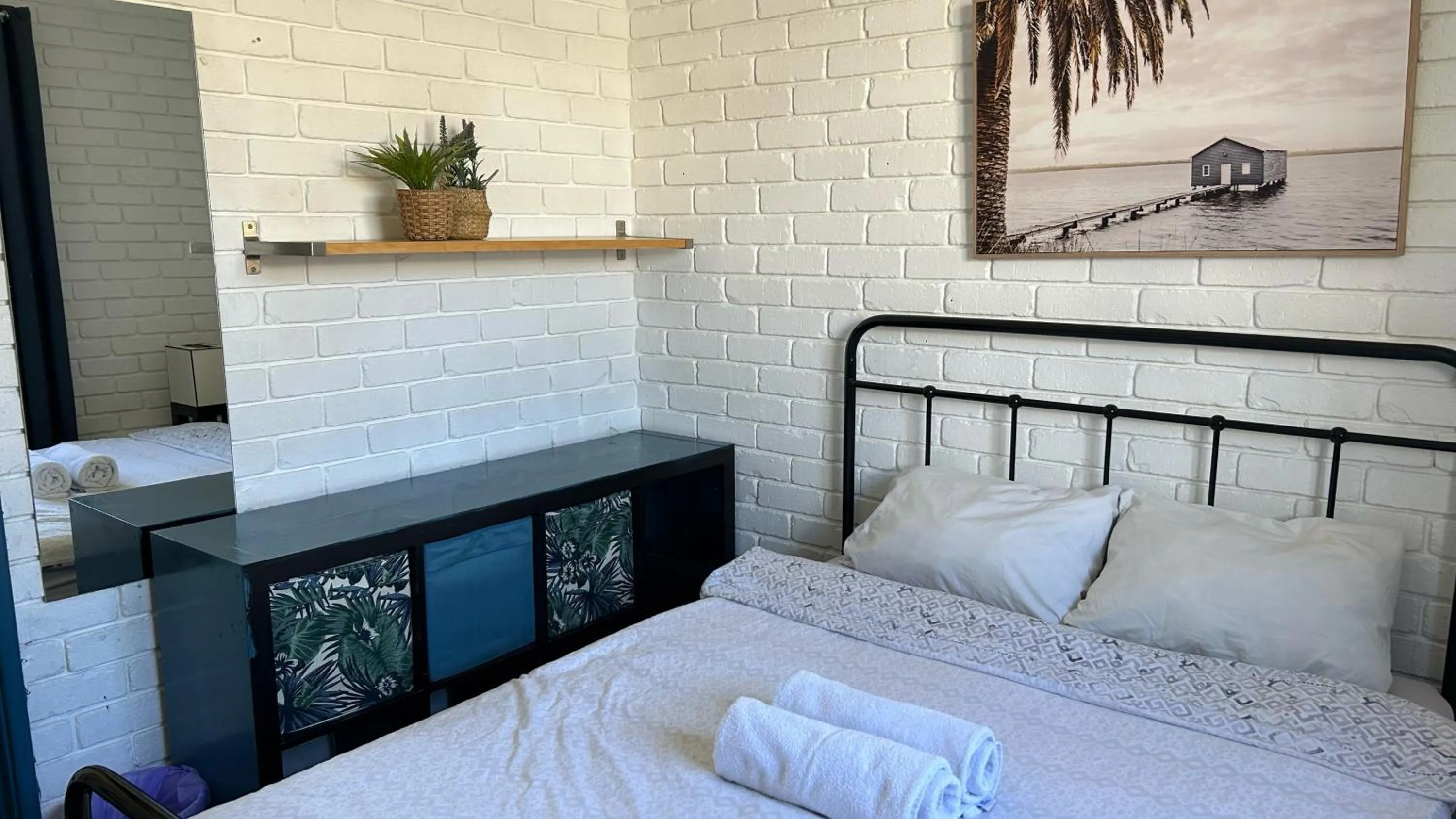 Bed in Shiralee Hostel -note - Valid passport required to check in