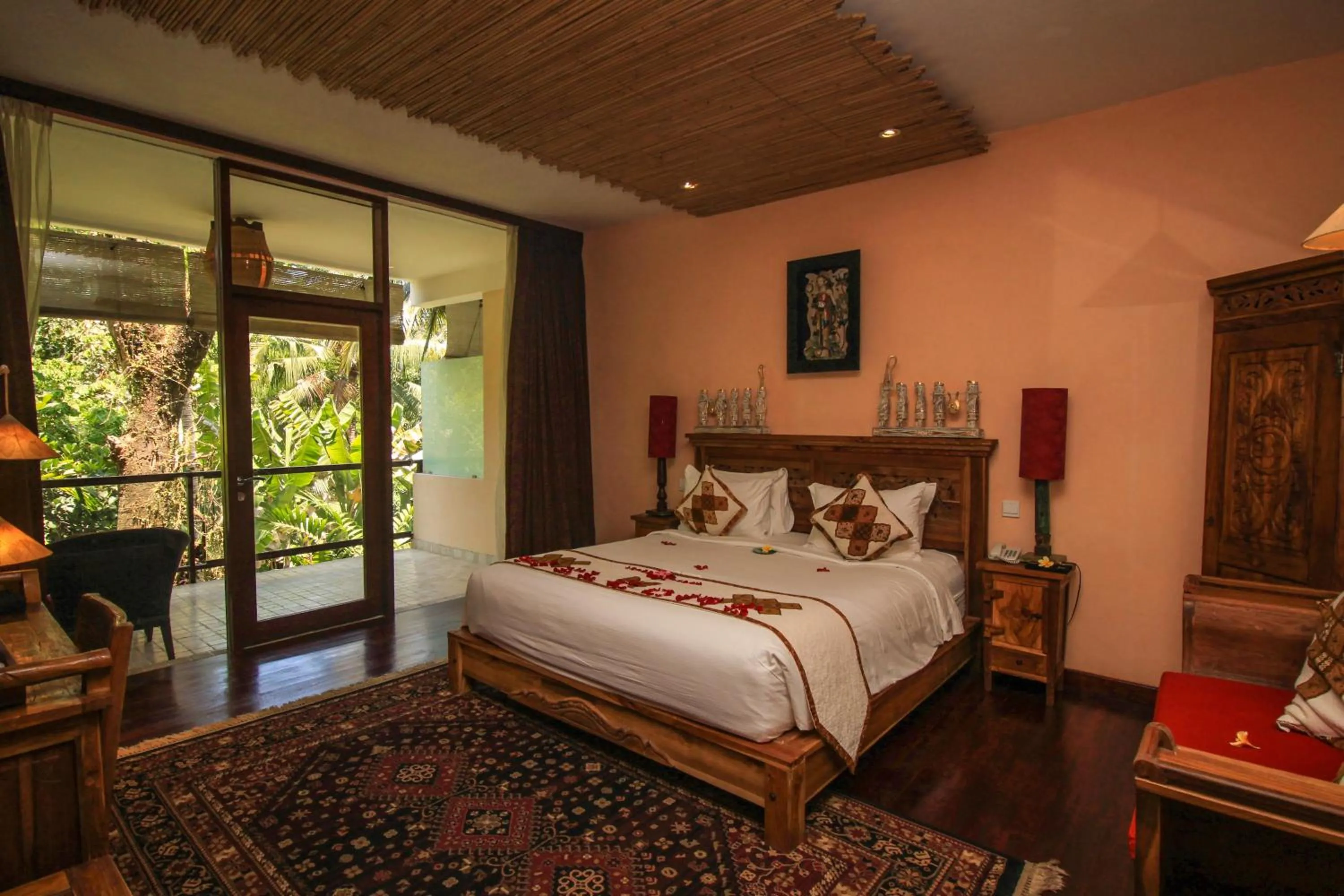 Photo of the whole room, Bed in Jungle Retreat by Kupu Kupu Barong