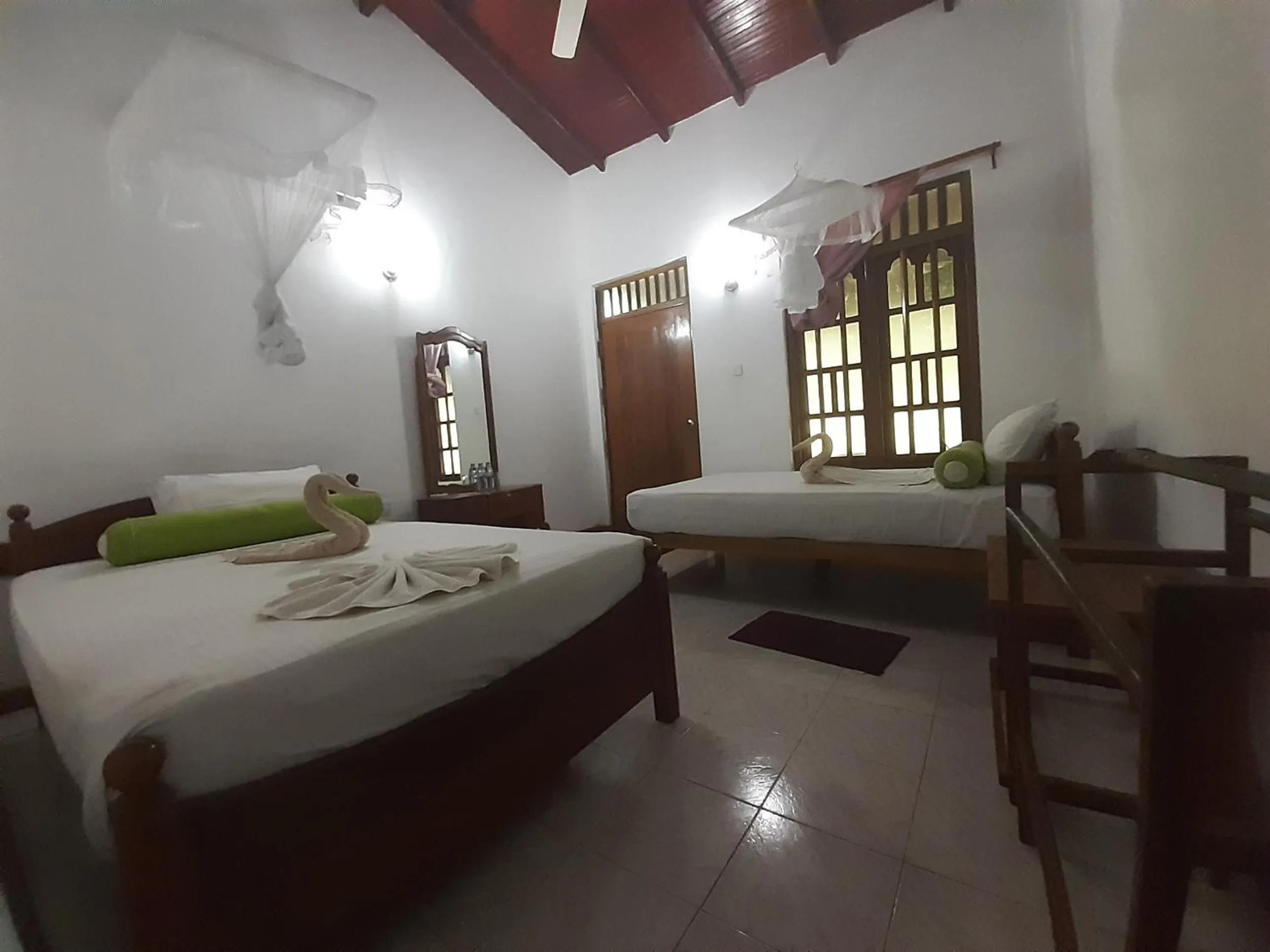 Photo of the whole room, Bed in Banana Rest Sigiriya