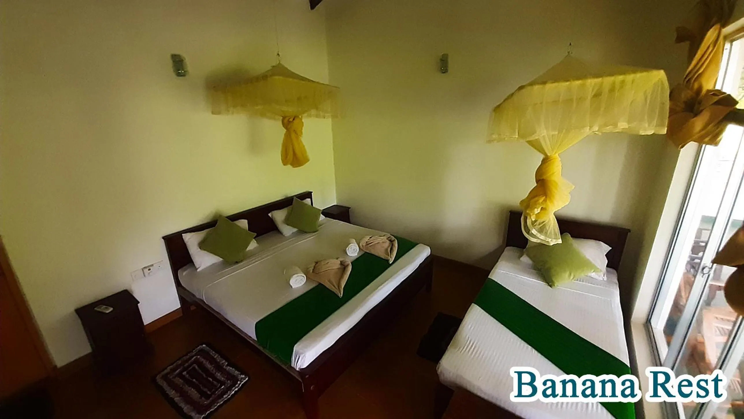 Bedroom, Bed in Banana Rest Sigiriya