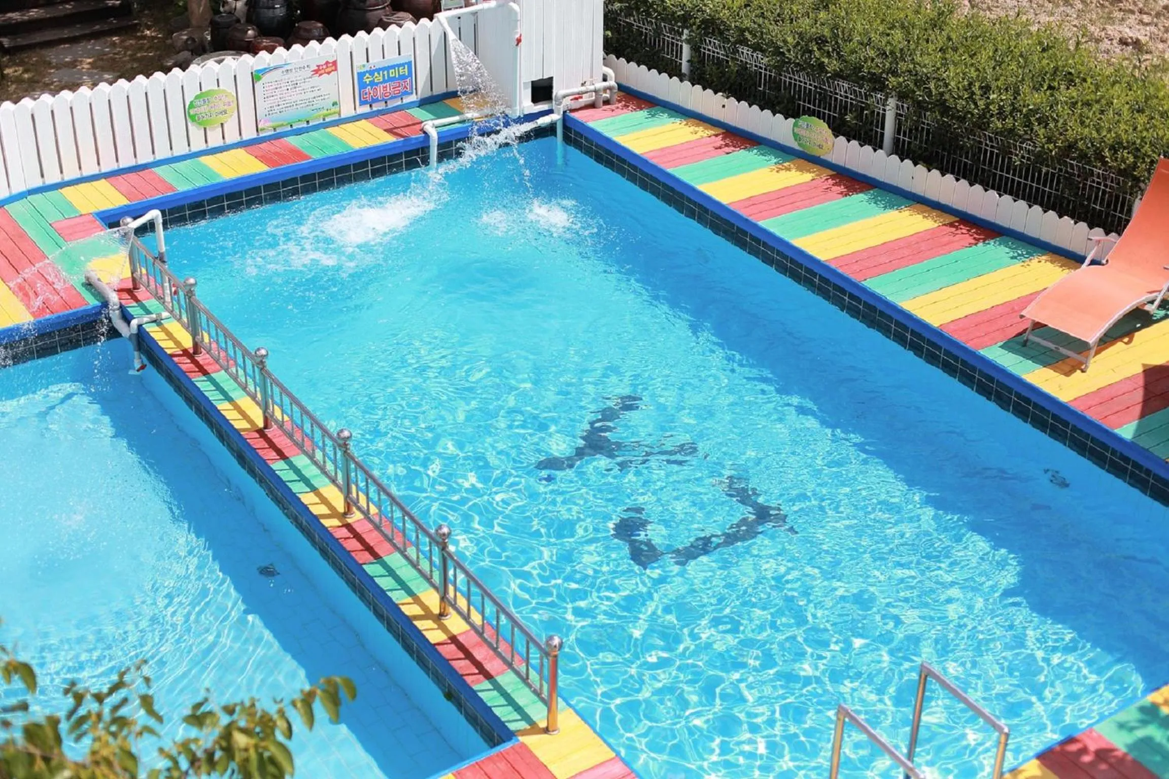 Swimming pool in Yejeon Pension