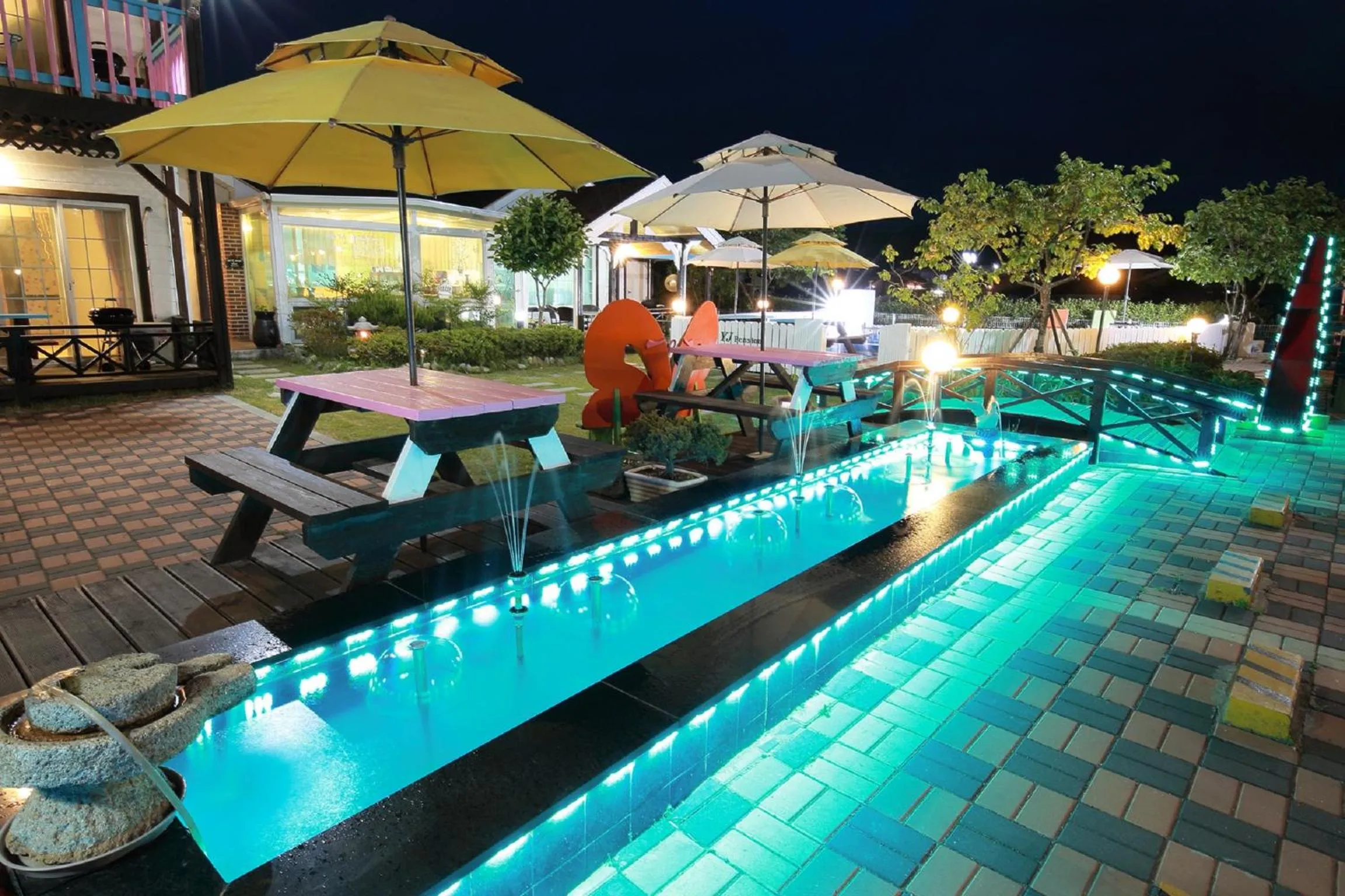 Night in Yejeon Pension