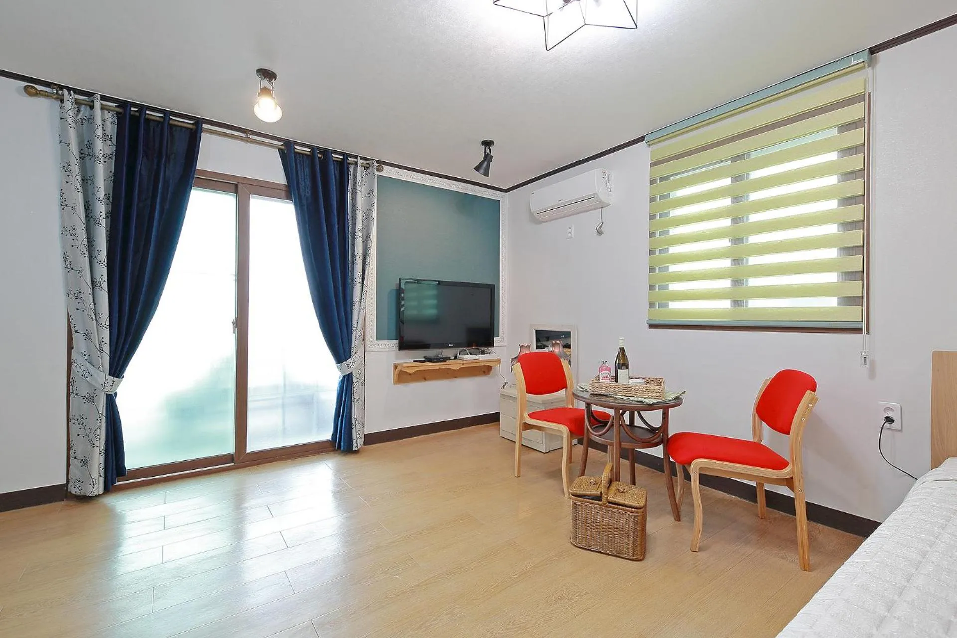 Living room in Yejeon Pension