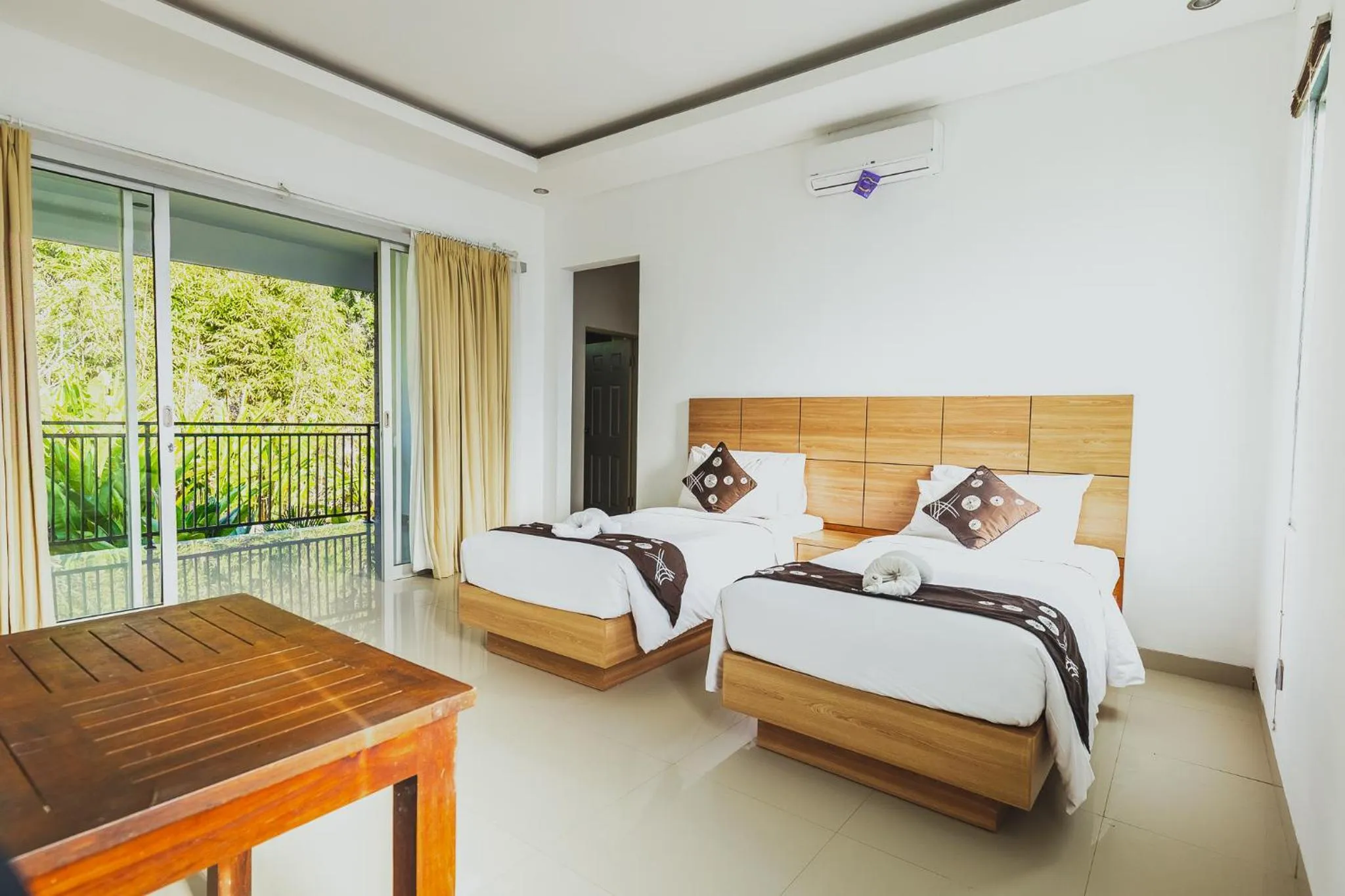 Bed in Full Moon Villa Ubud