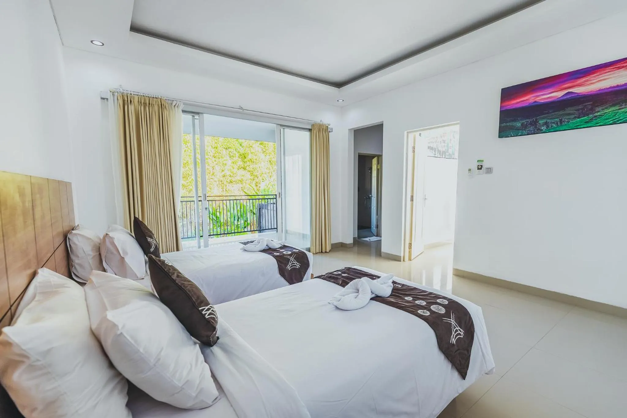 Bed in Full Moon Villa Ubud