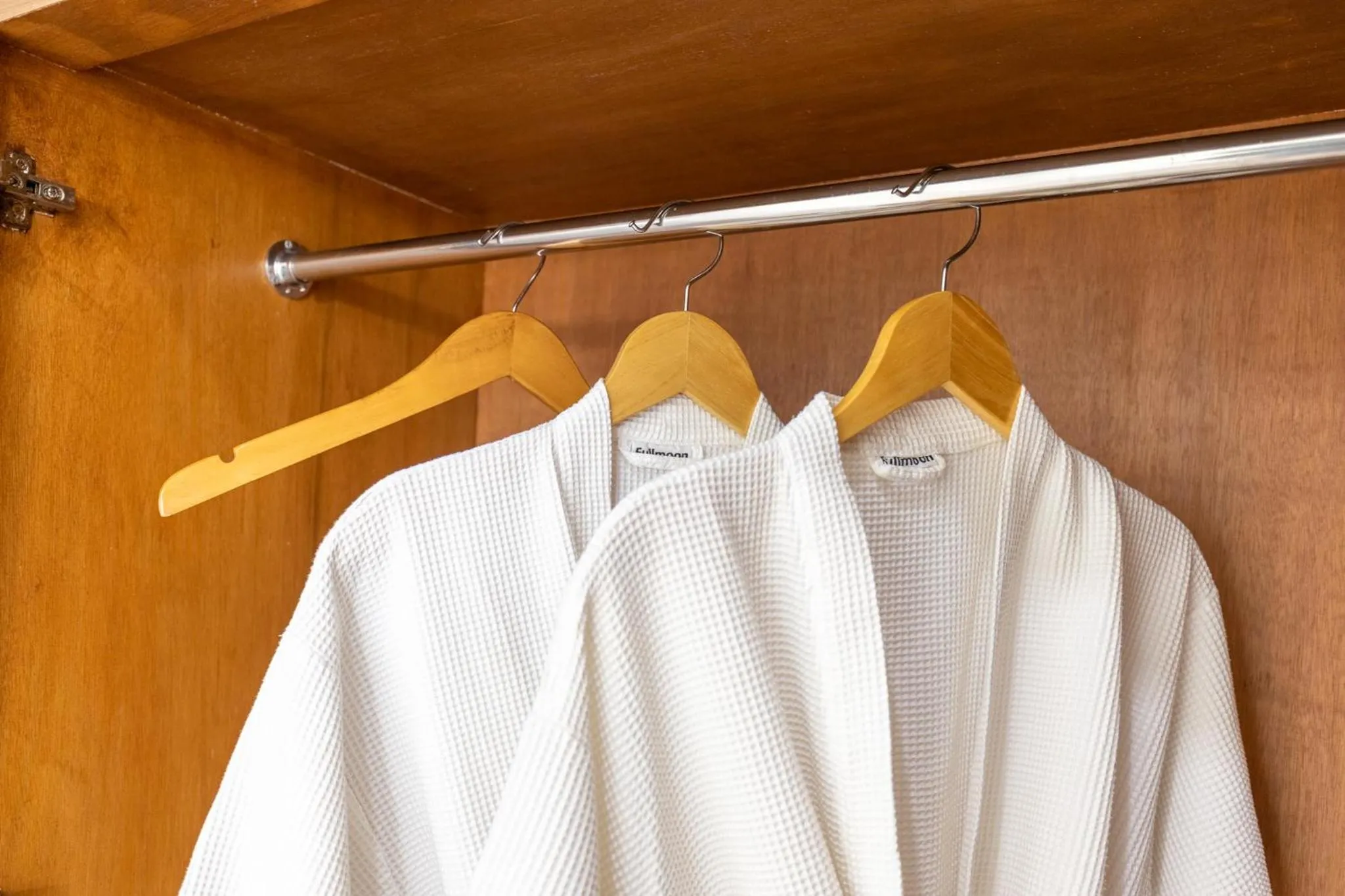 wardrobe in Full Moon Villa Ubud