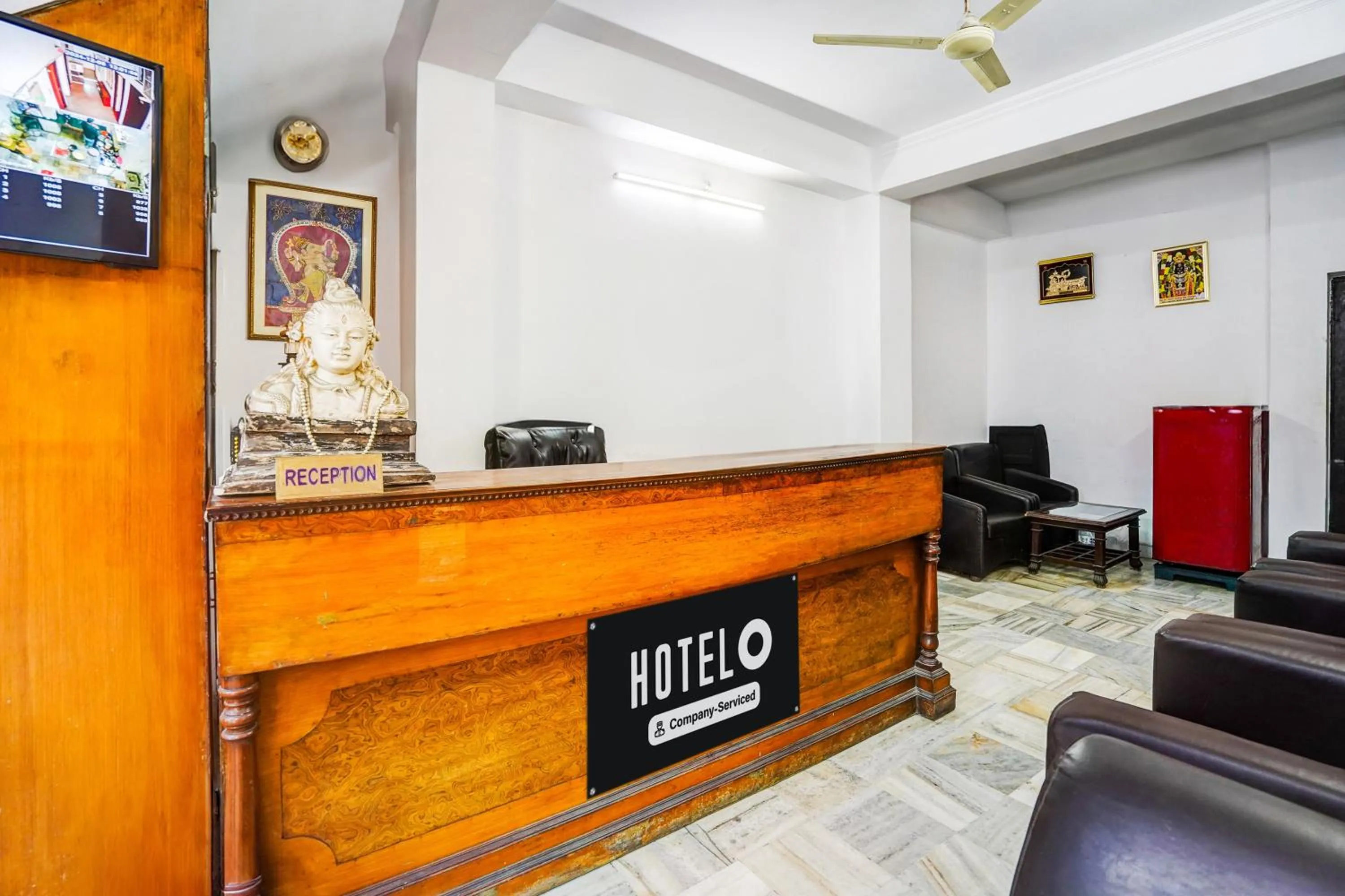Lobby or reception in Super Hotel O Tyagi Road Near Prince Chowk
