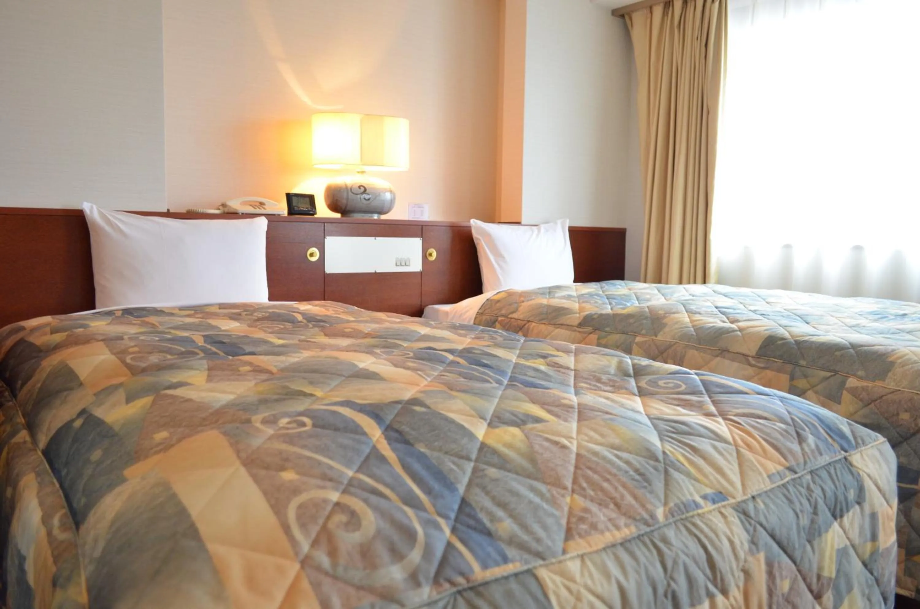 Bed in Yokohama Mandarin Hotel