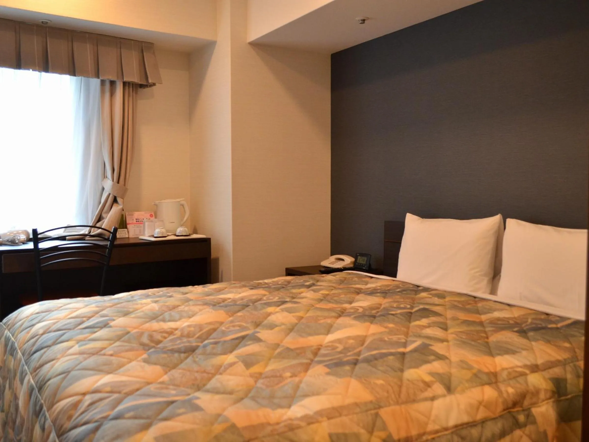 Bed in Yokohama Mandarin Hotel