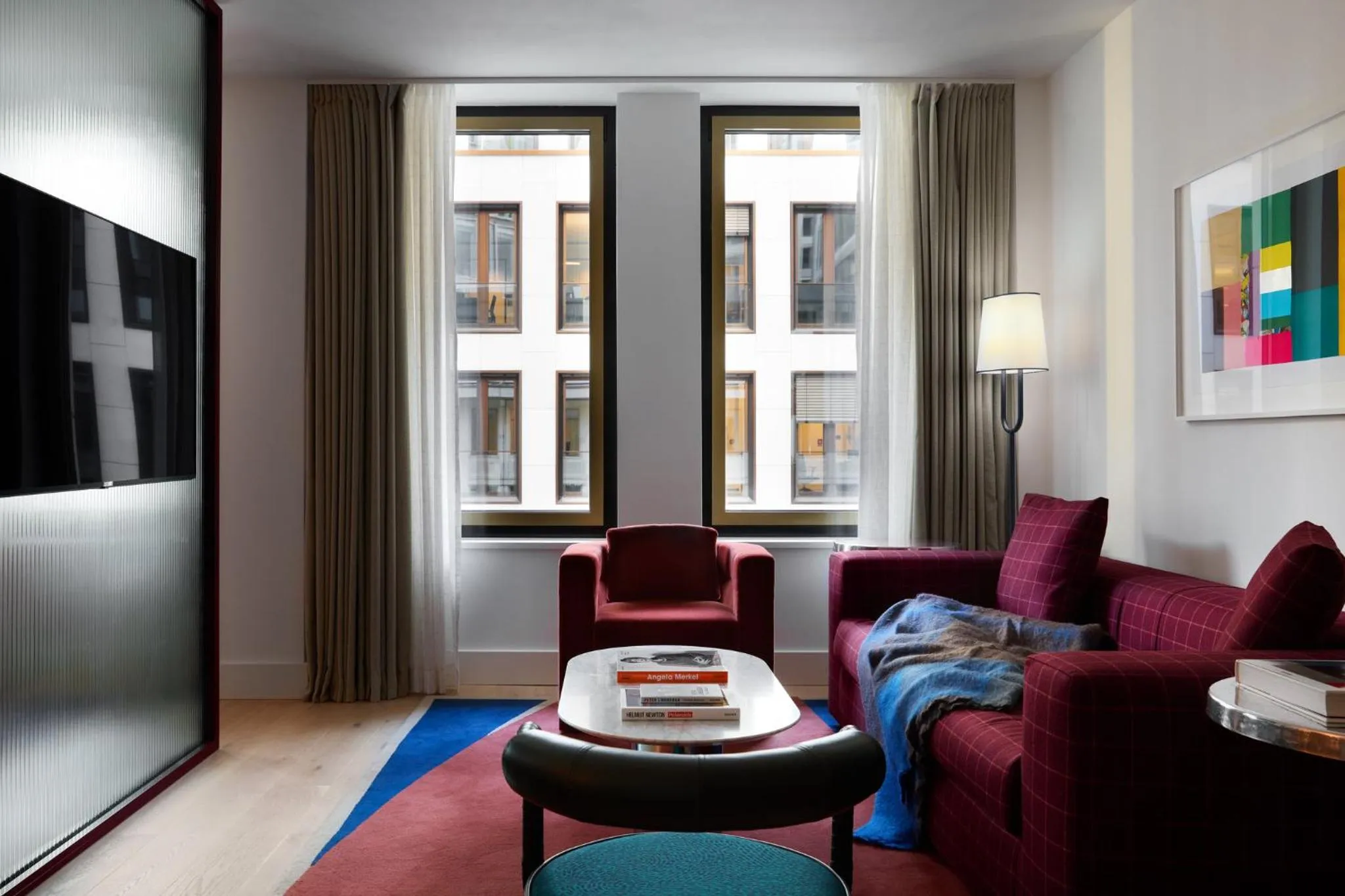 Photo of the whole room in Kimpton Main Frankfurt by IHG