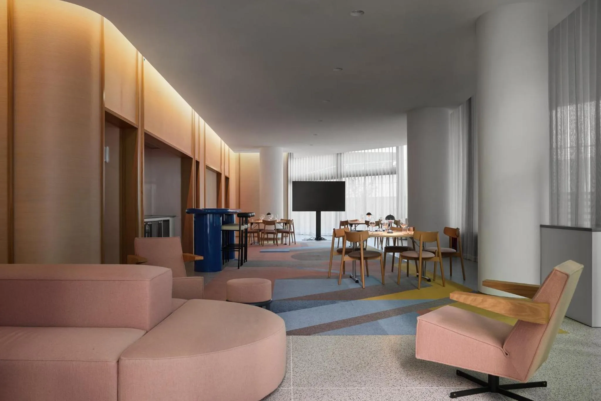 Meeting/conference room in Kimpton Main Frankfurt by IHG