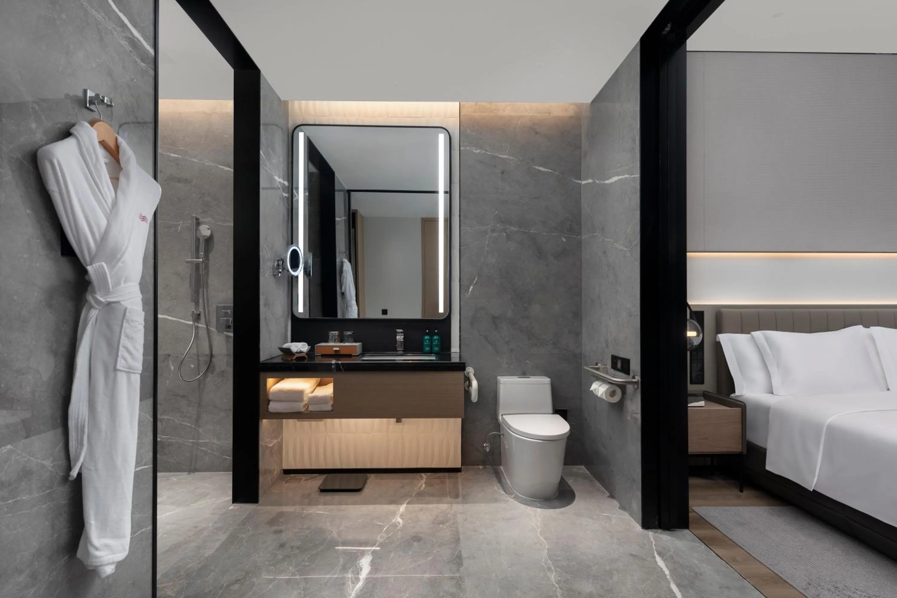 Bathroom, Bed in Crowne Plaza Taizhou City Center by IHG