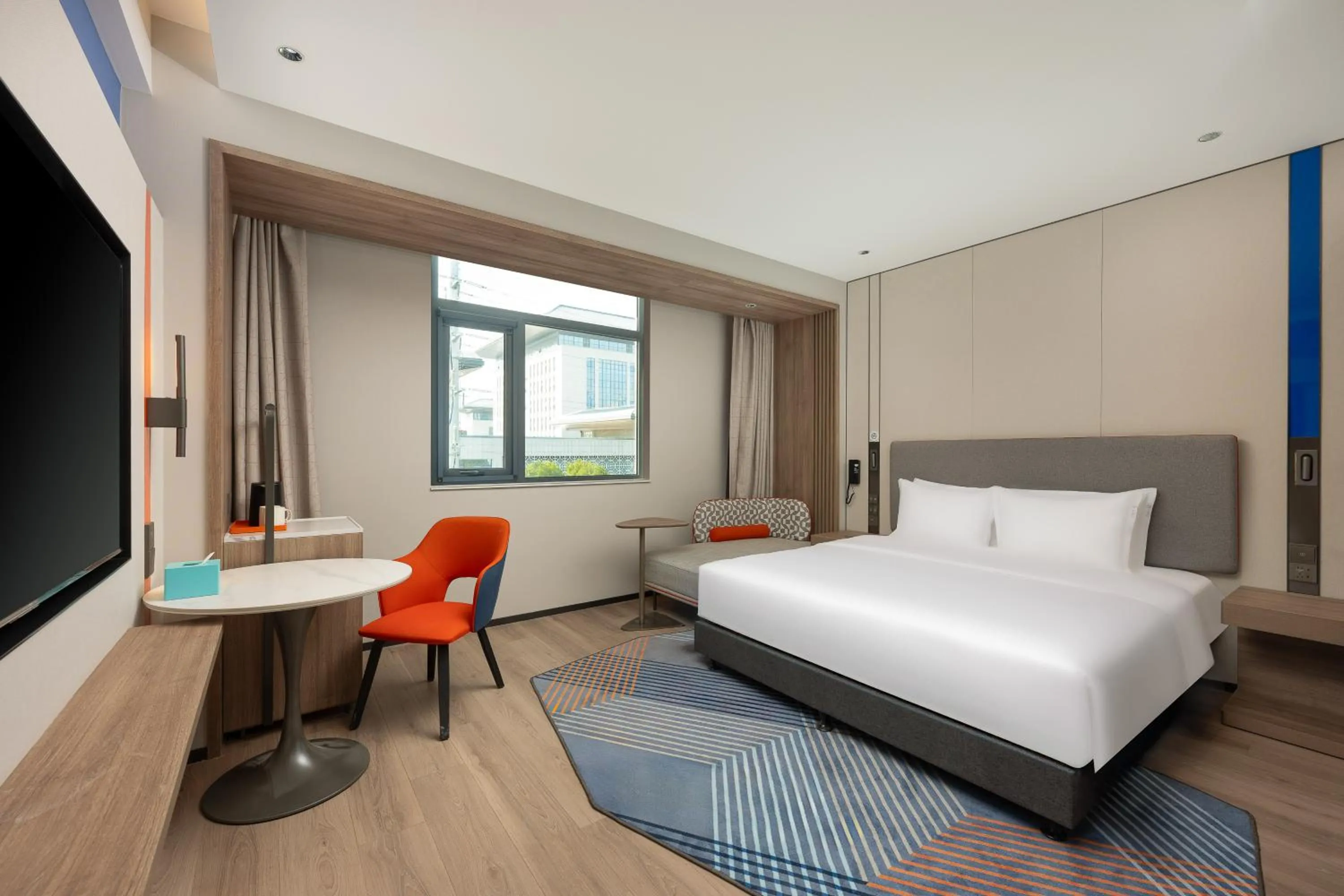 Bed in Holiday Inn Express Luoyang Longmen by IHG