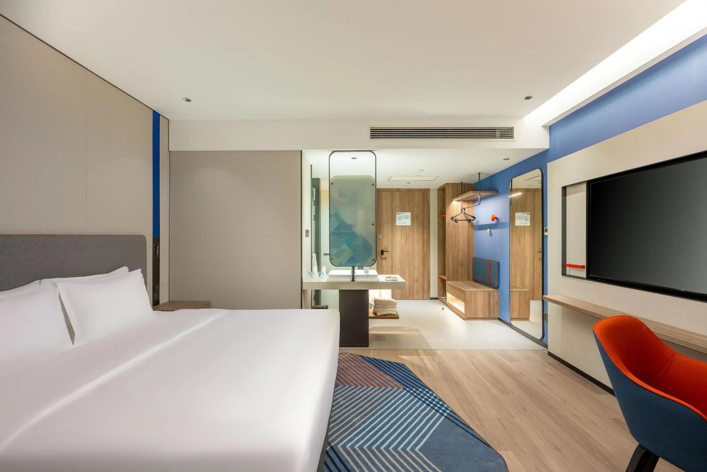 Bed in Holiday Inn Express Luoyang Longmen by IHG