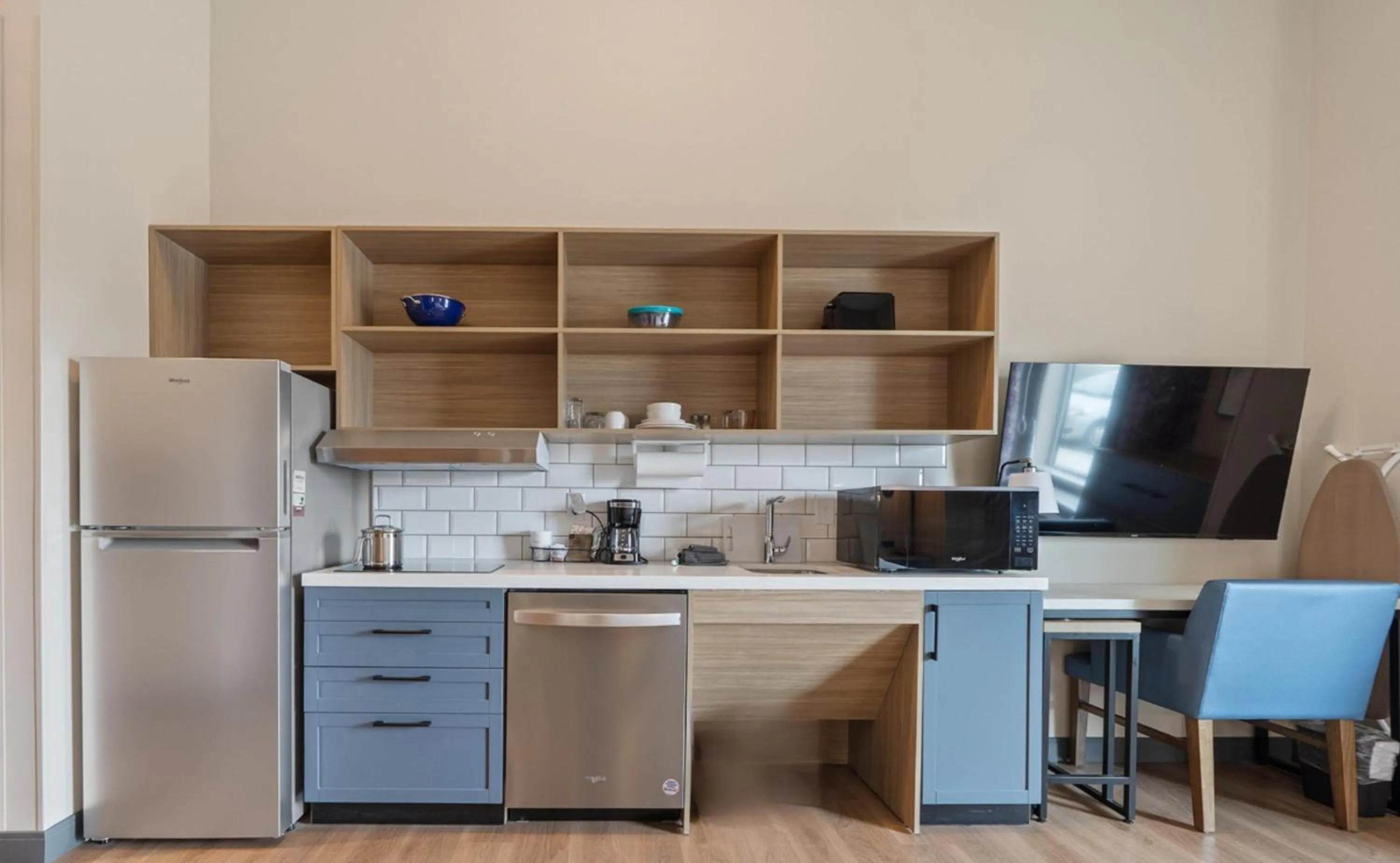 Photo of the whole room in Candlewood Suites Perry-National Fairground Area by IHG