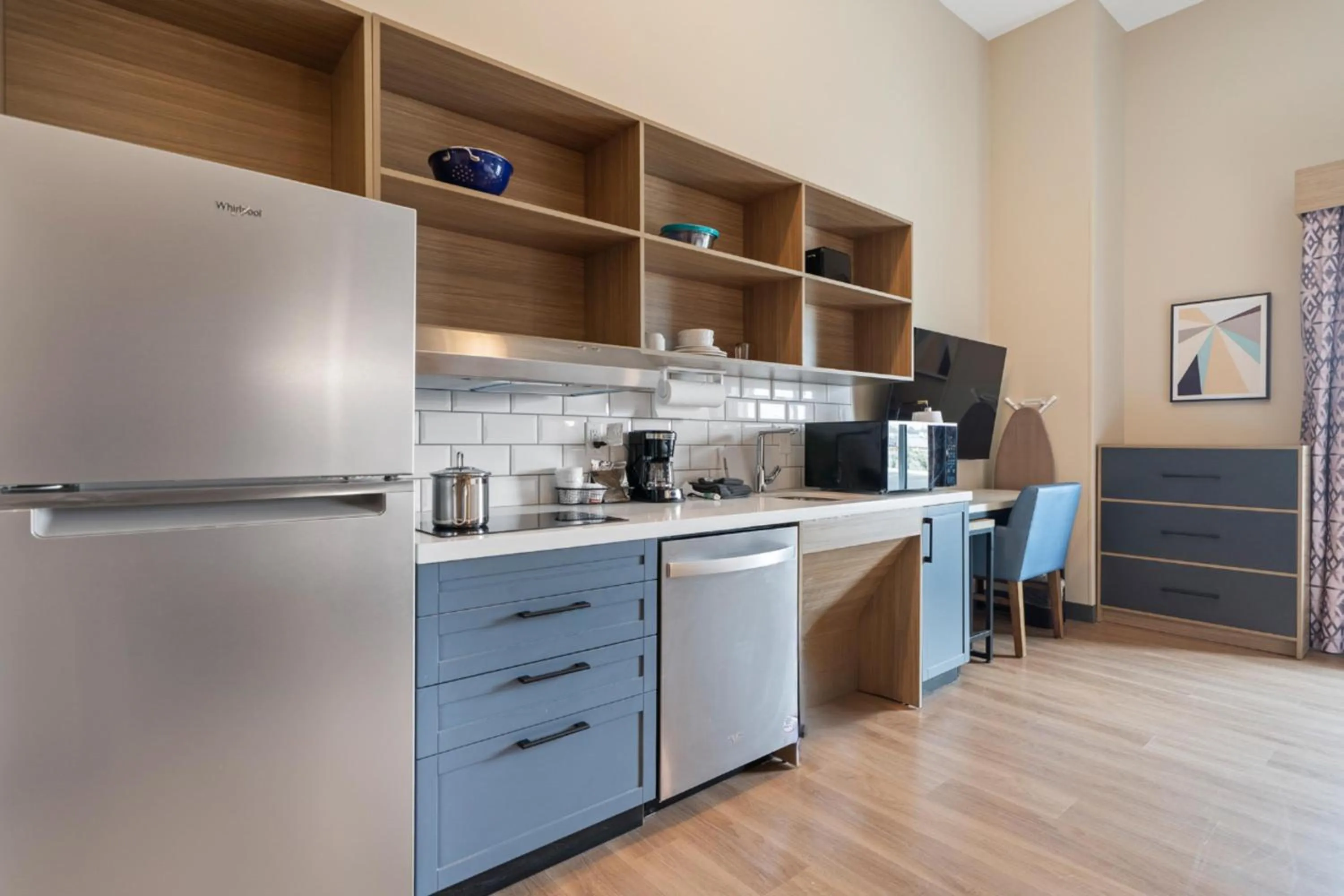 Photo of the whole room in Candlewood Suites Perry-National Fairground Area by IHG