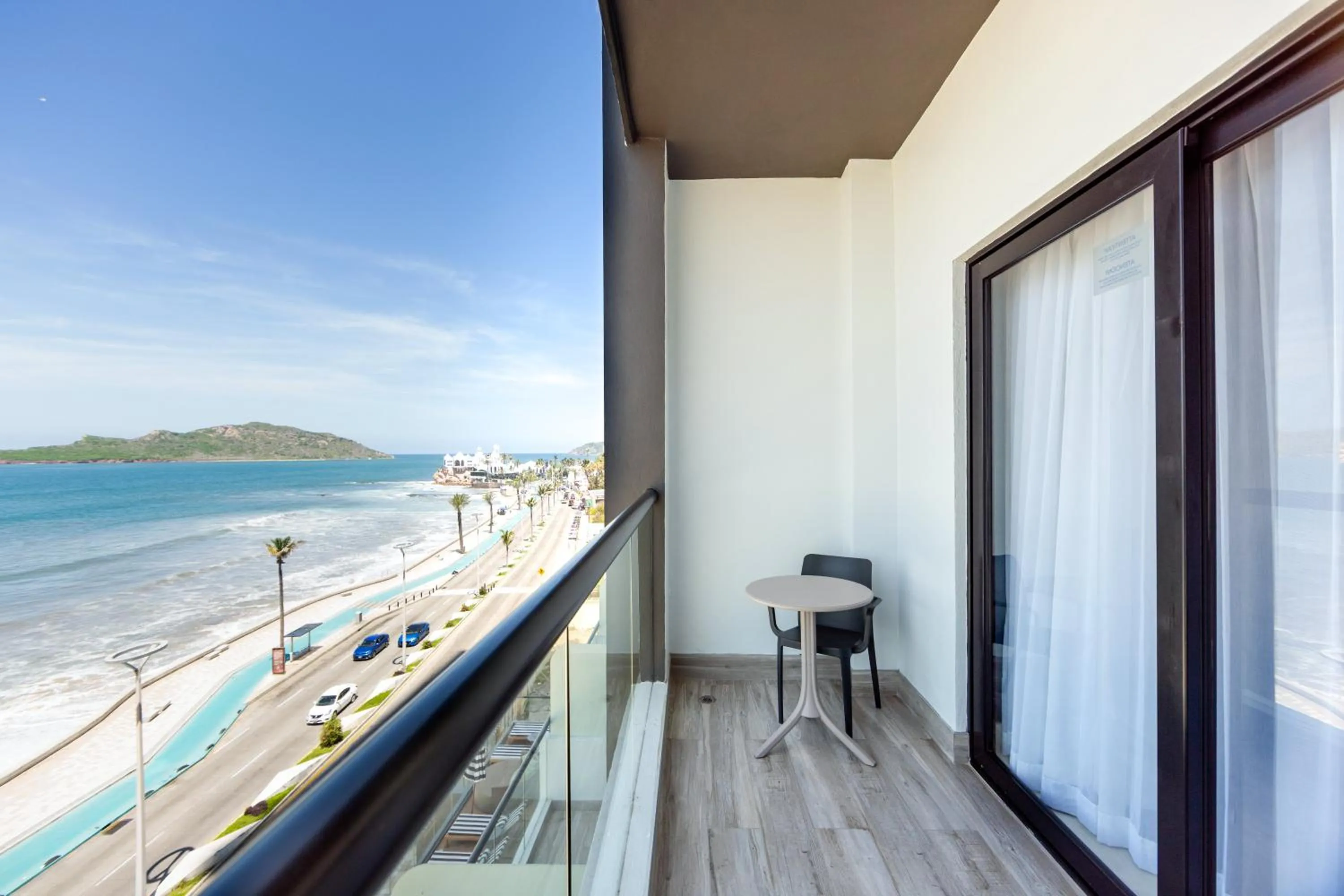 Balcony/Terrace in Holiday Inn Express & Suites Mazatlan by IHG