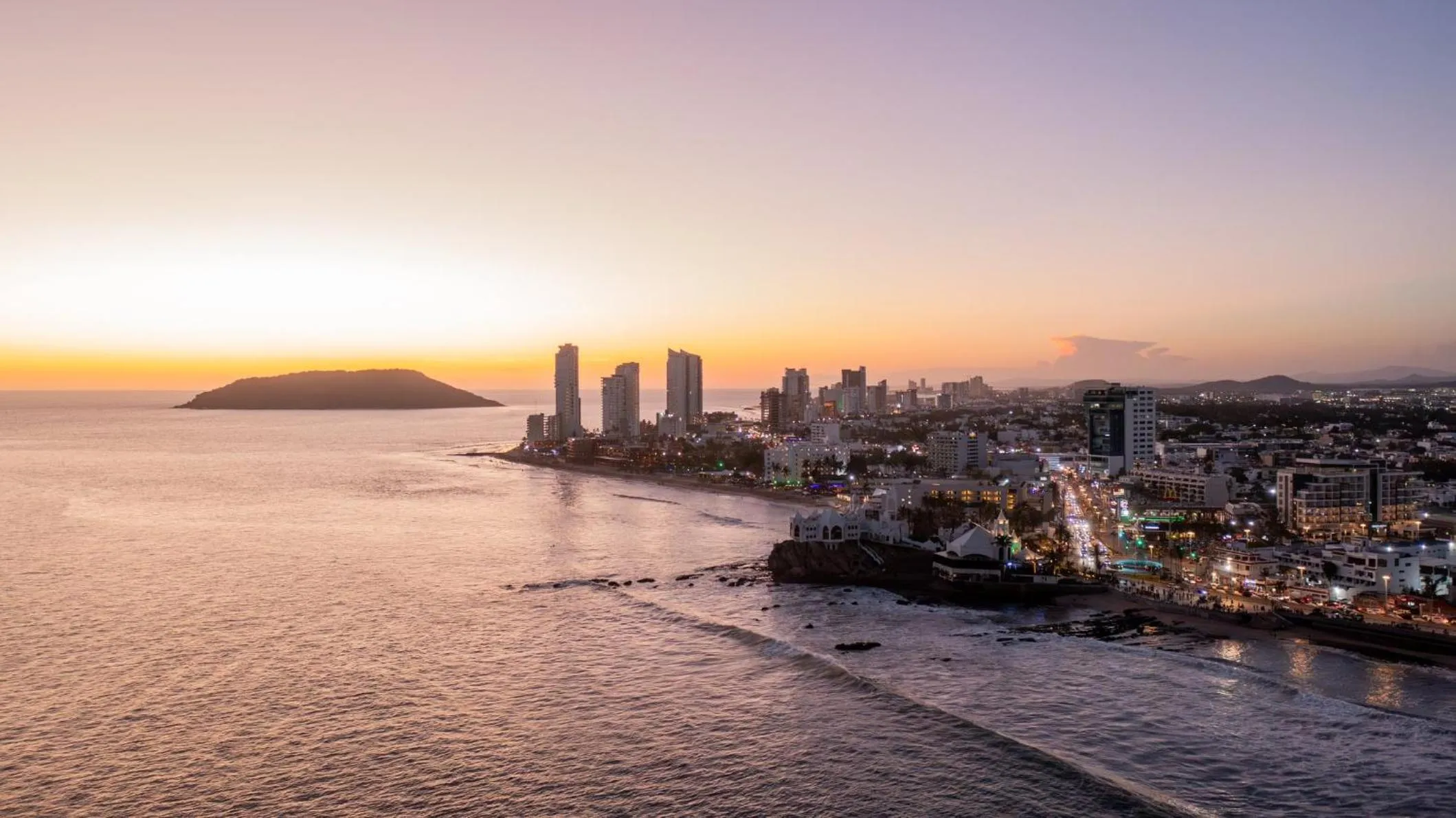 Property building in Holiday Inn Express & Suites Mazatlan by IHG