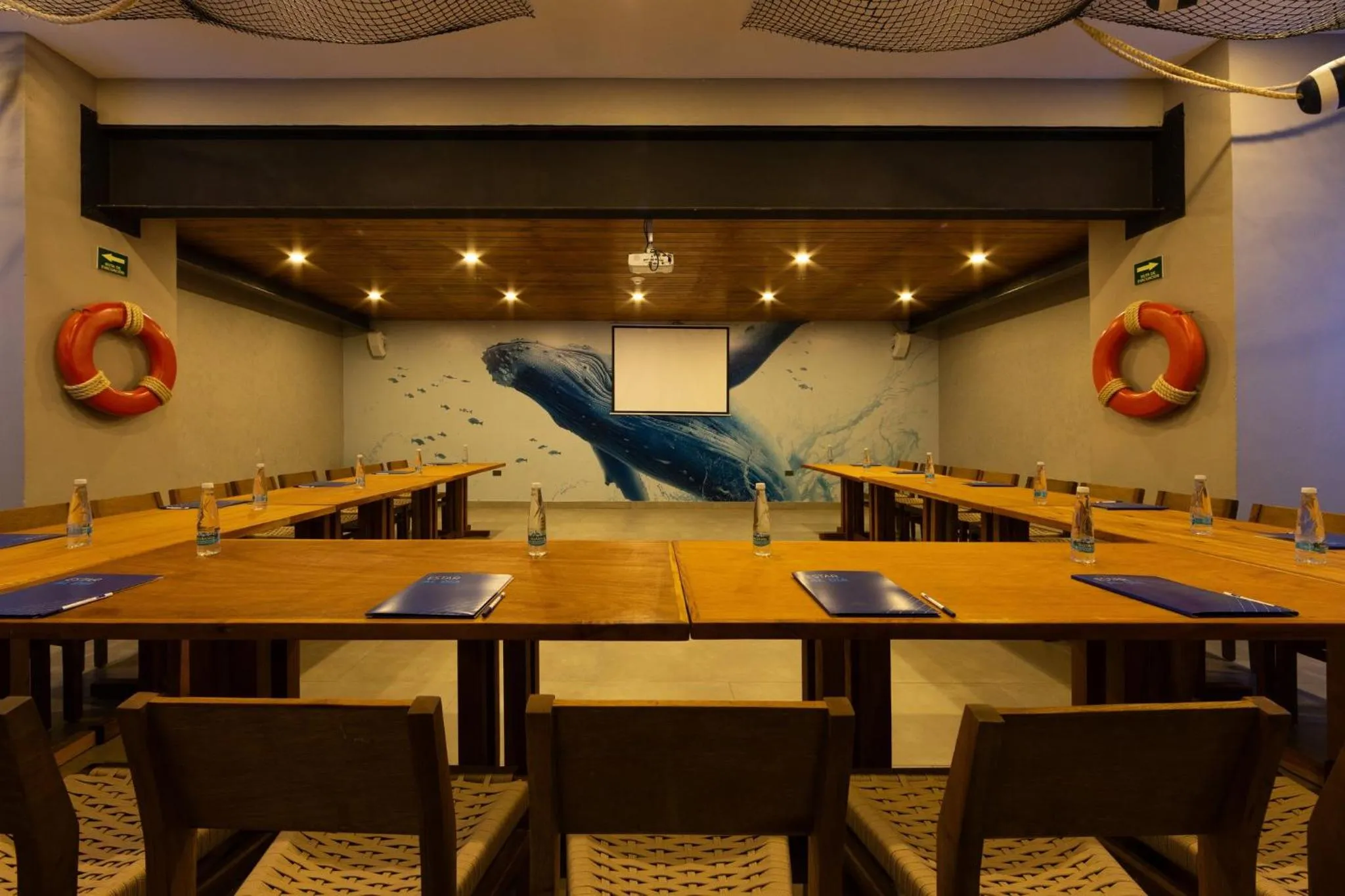 Meeting/conference room in Holiday Inn Express & Suites Mazatlan by IHG