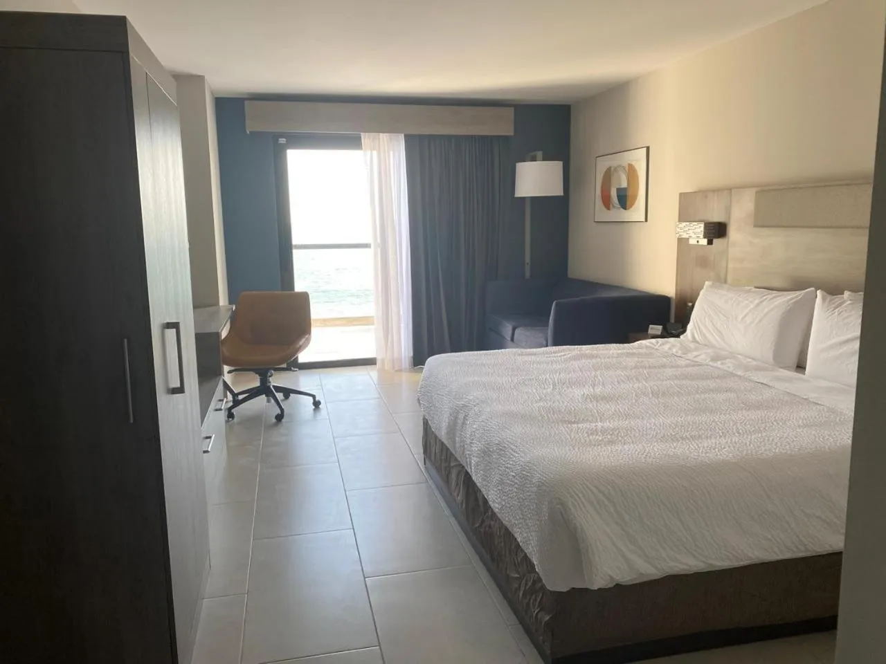 Bedroom, Bed in Holiday Inn Express & Suites Mazatlan by IHG