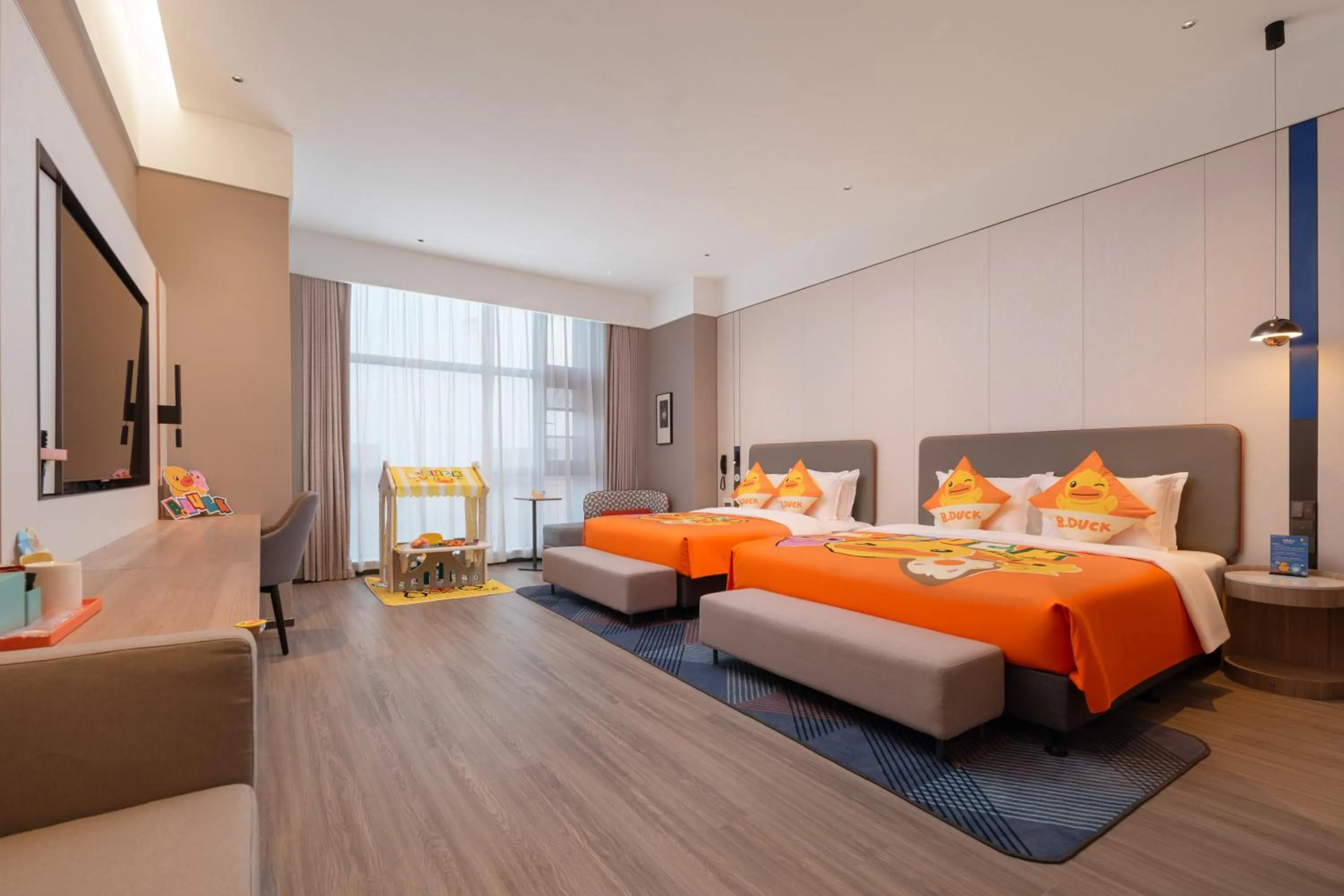 Bed in Holiday Inn Express Wuhan East Lake by IHG